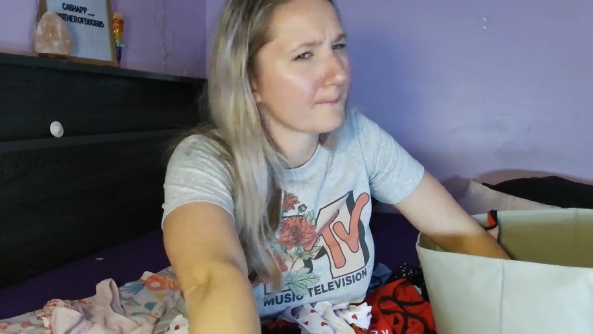 Gallery image thumbnail from EmmaHaze's myfreecams stream on, 03/25/2025, 04:59 image 8 of 20