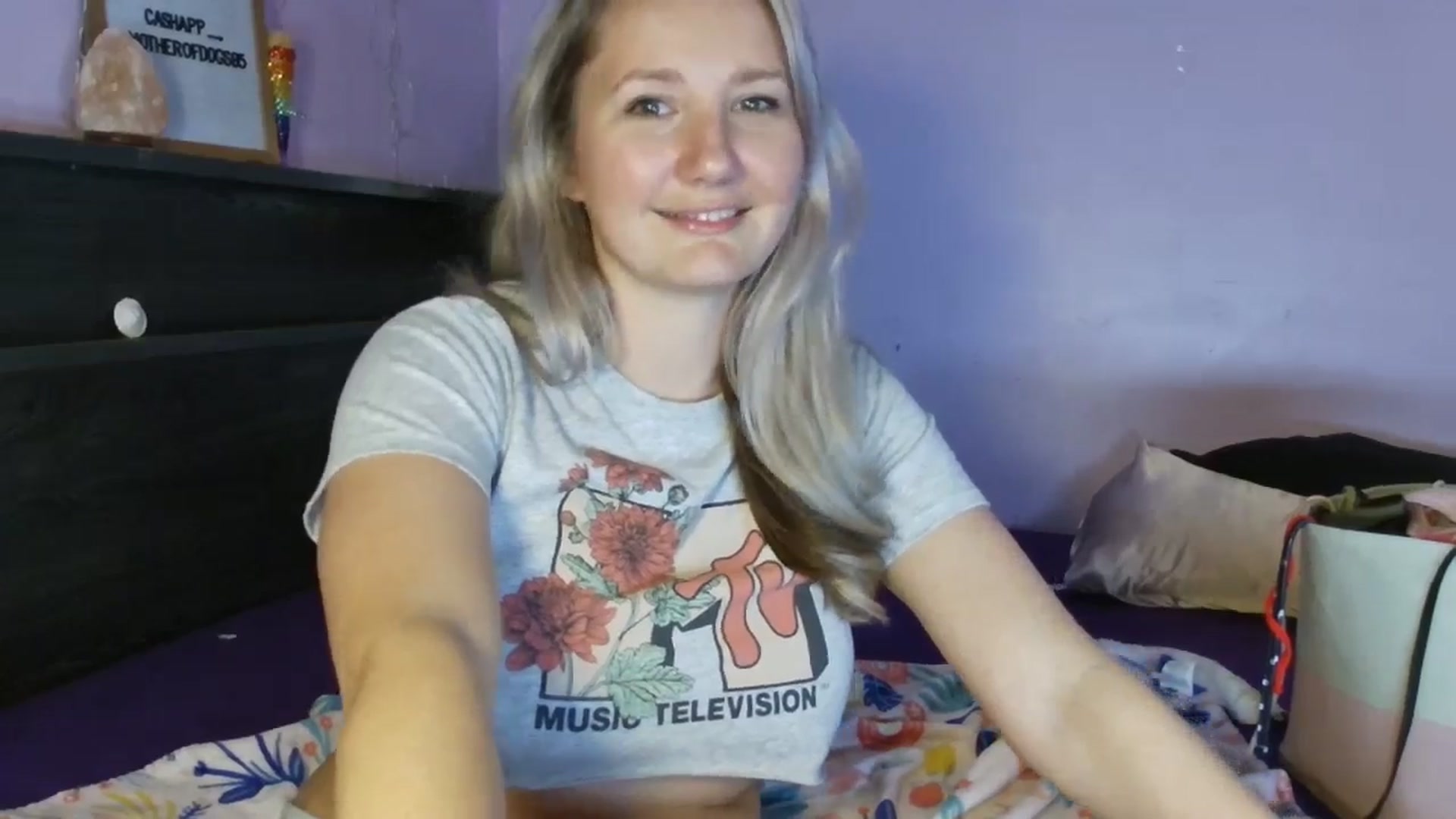 Gallery image thumbnail from EmmaHaze's myfreecams stream on, 03/25/2025, 04:59 image 10 of 20