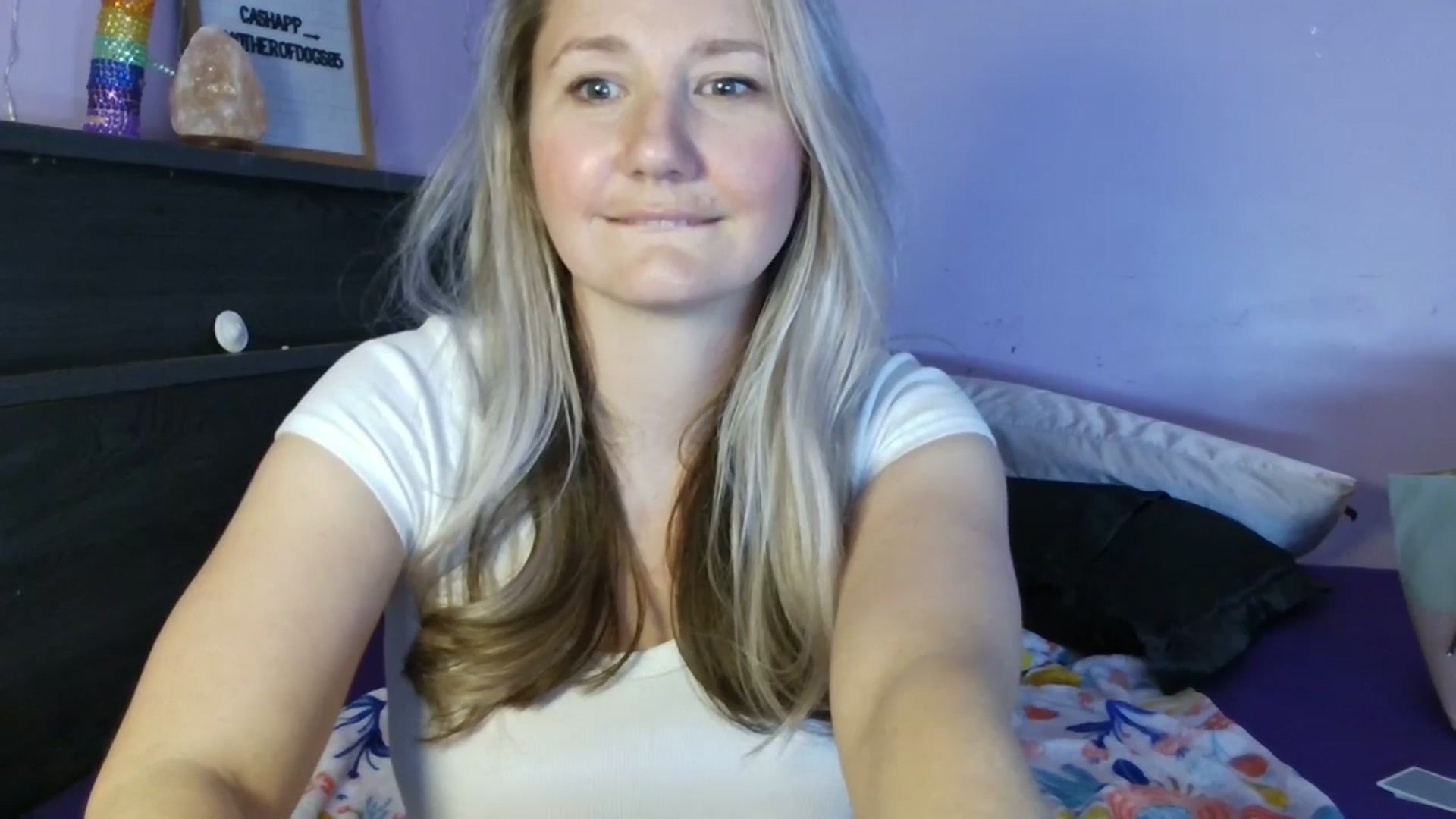 Gallery image thumbnail from EmmaHaze's myfreecams stream on, 03/30/2025, 03:01 image 8 of 20