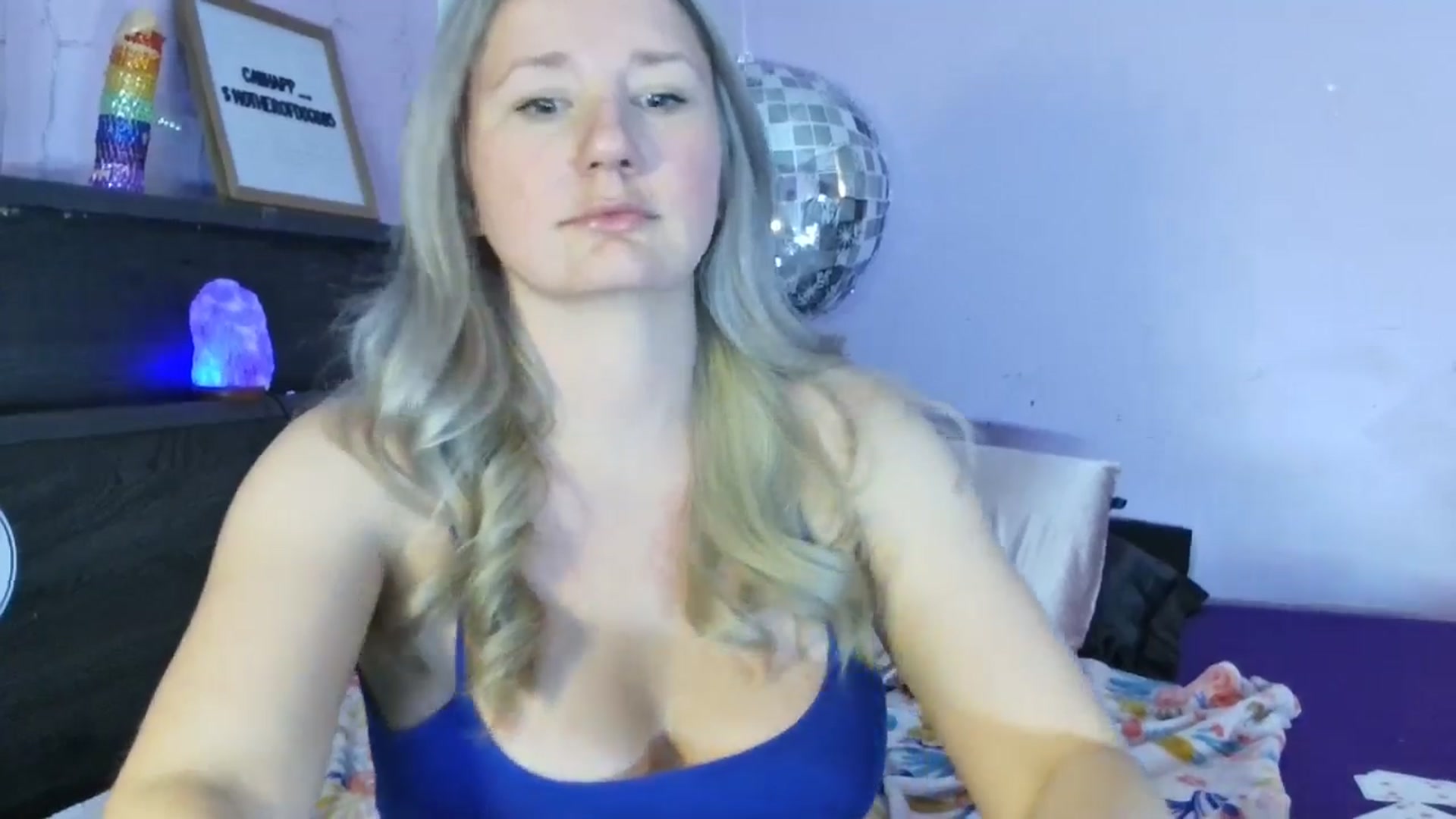 Gallery image thumbnail from EmmaHaze's myfreecams stream on, 04/11/2025, 03:48 image 12 of 20