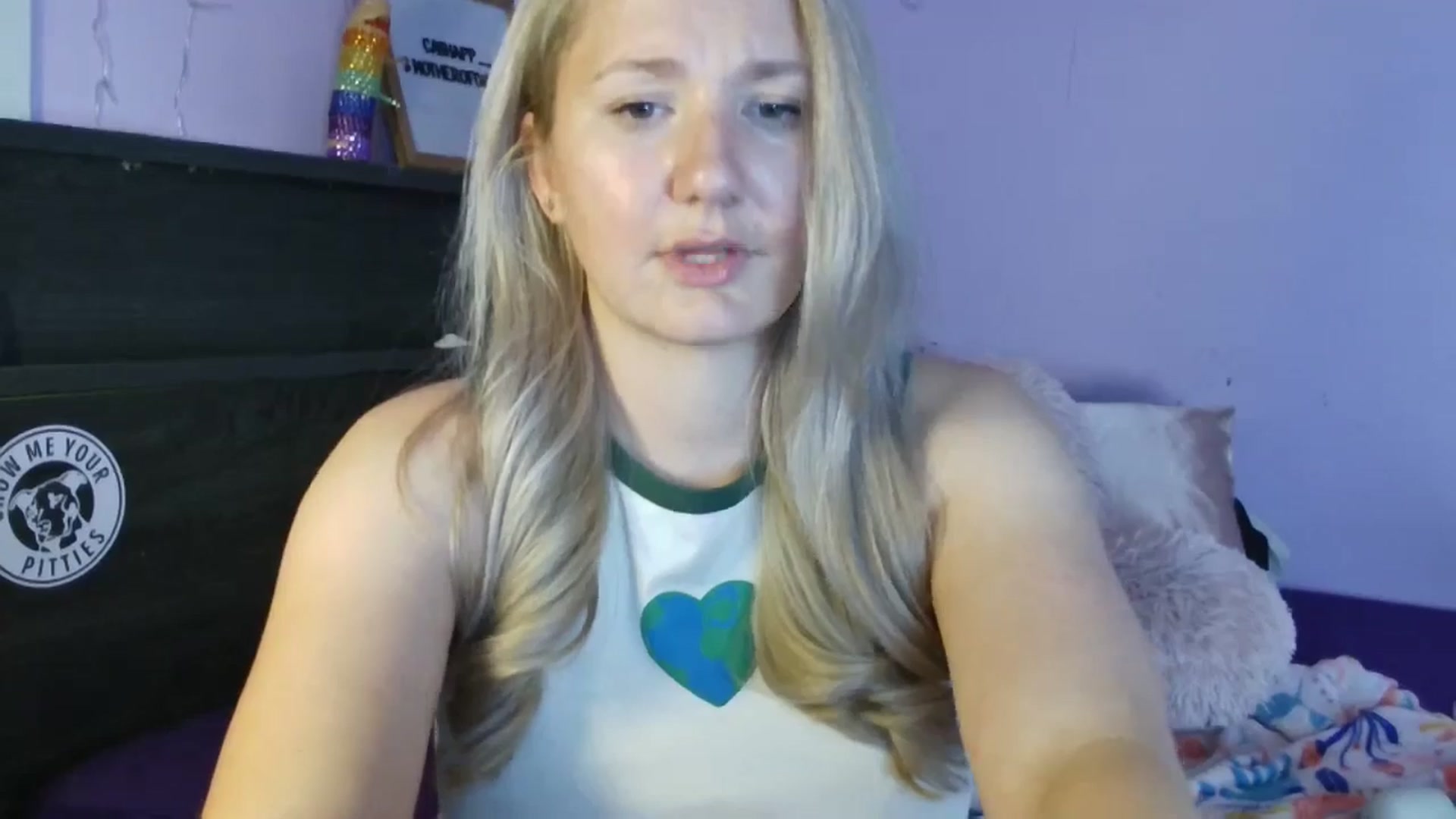 Gallery image thumbnail from EmmaHaze's myfreecams stream on, 04/23/2025, 05:06 image 13 of 20