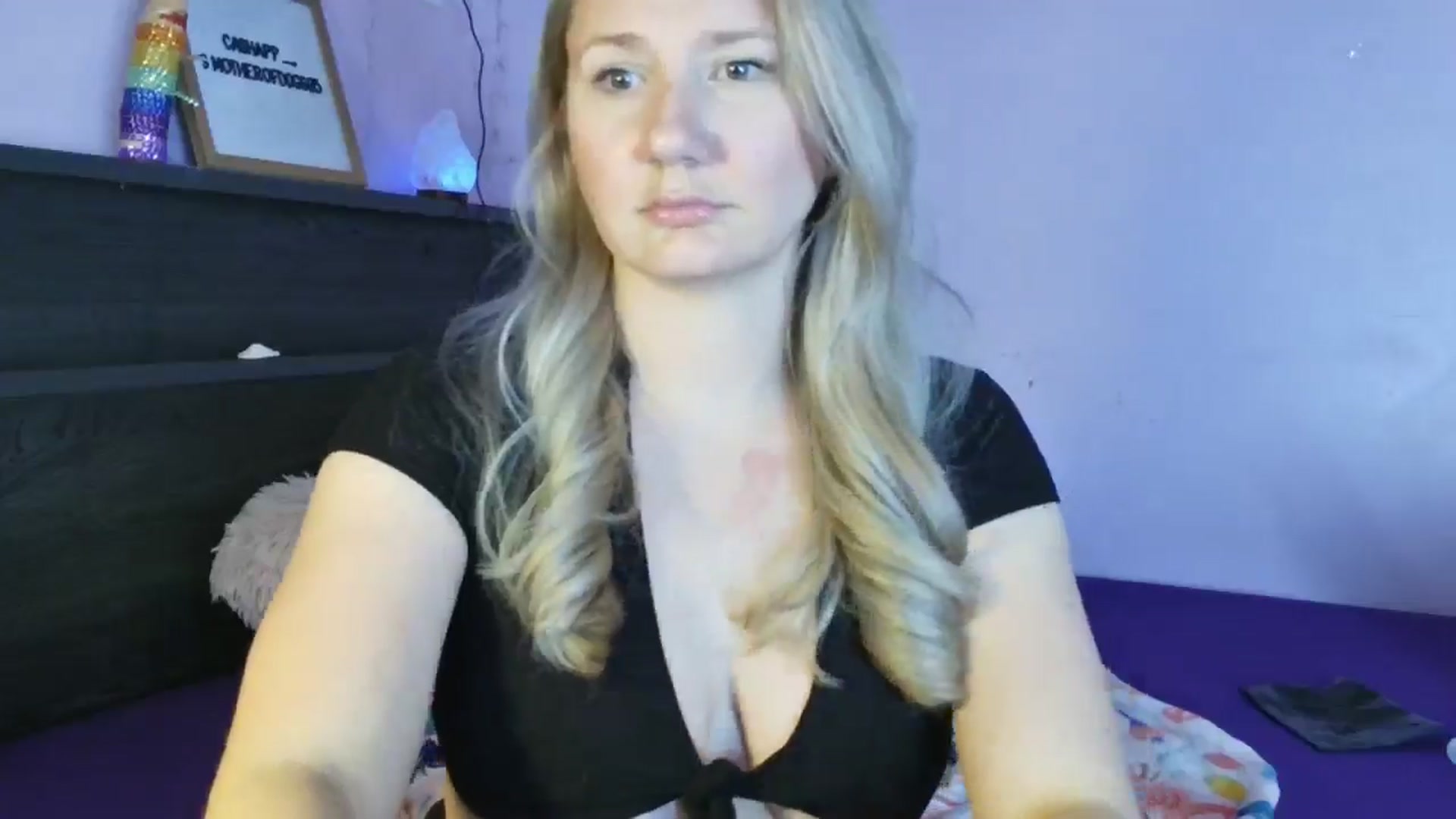 Gallery image thumbnail from EmmaHaze's myfreecams stream on, 04/24/2025, 01:56 image 7 of 20