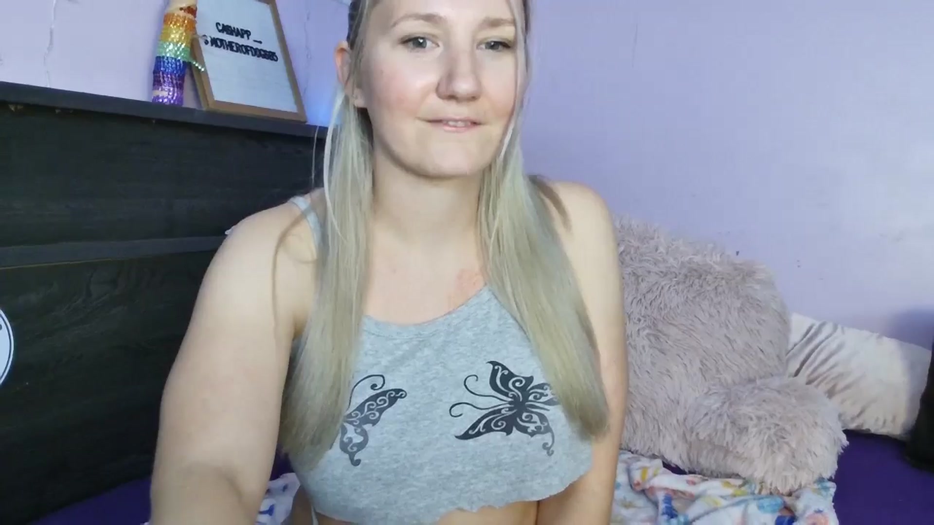Gallery image thumbnail from EmmaHaze's myfreecams stream on, 04/28/2025, 02:42 image 14 of 20