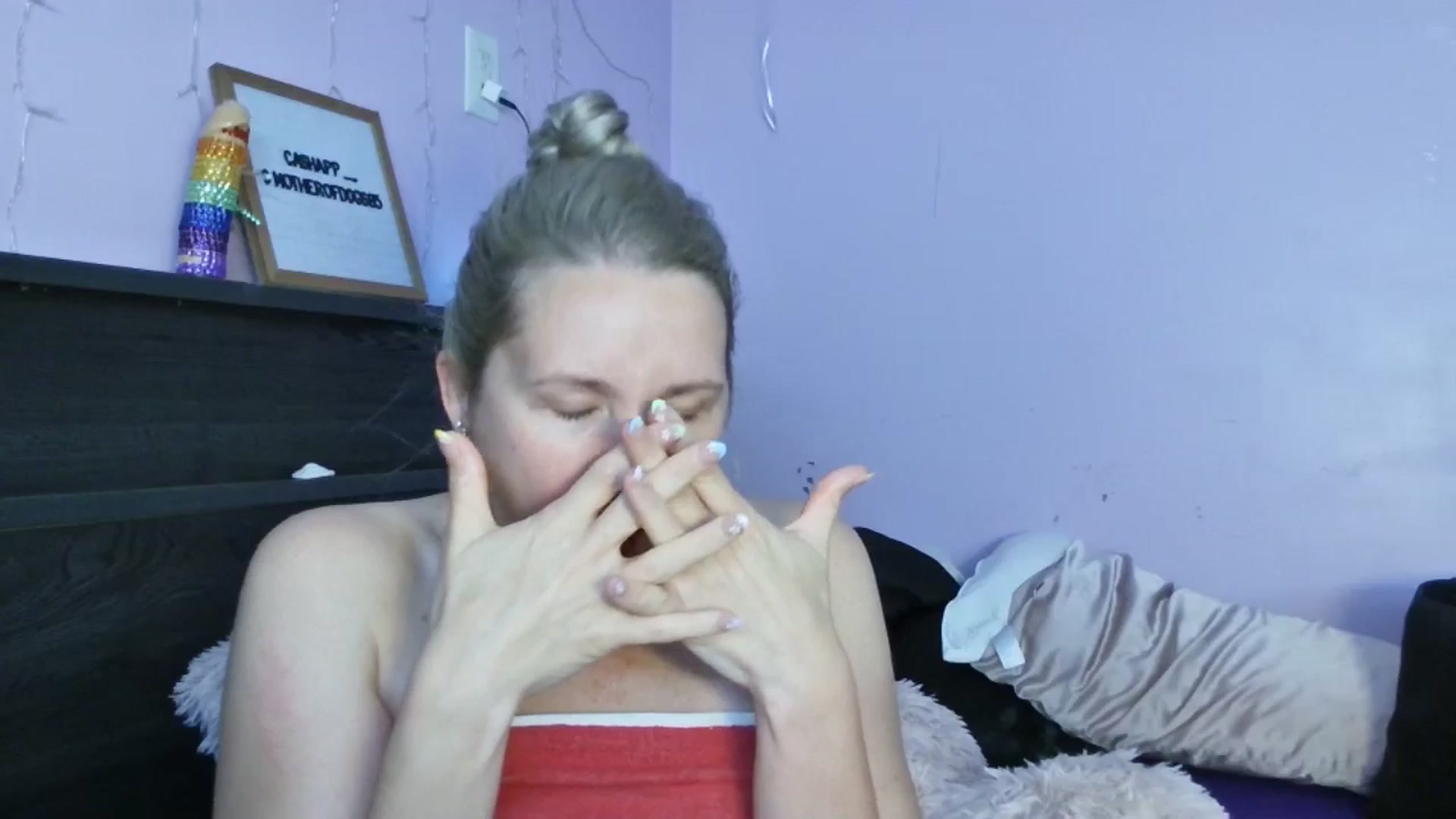 Gallery image thumbnail from EmmaHaze's myfreecams stream on, 04/28/2025, 06:41 image 12 of 20