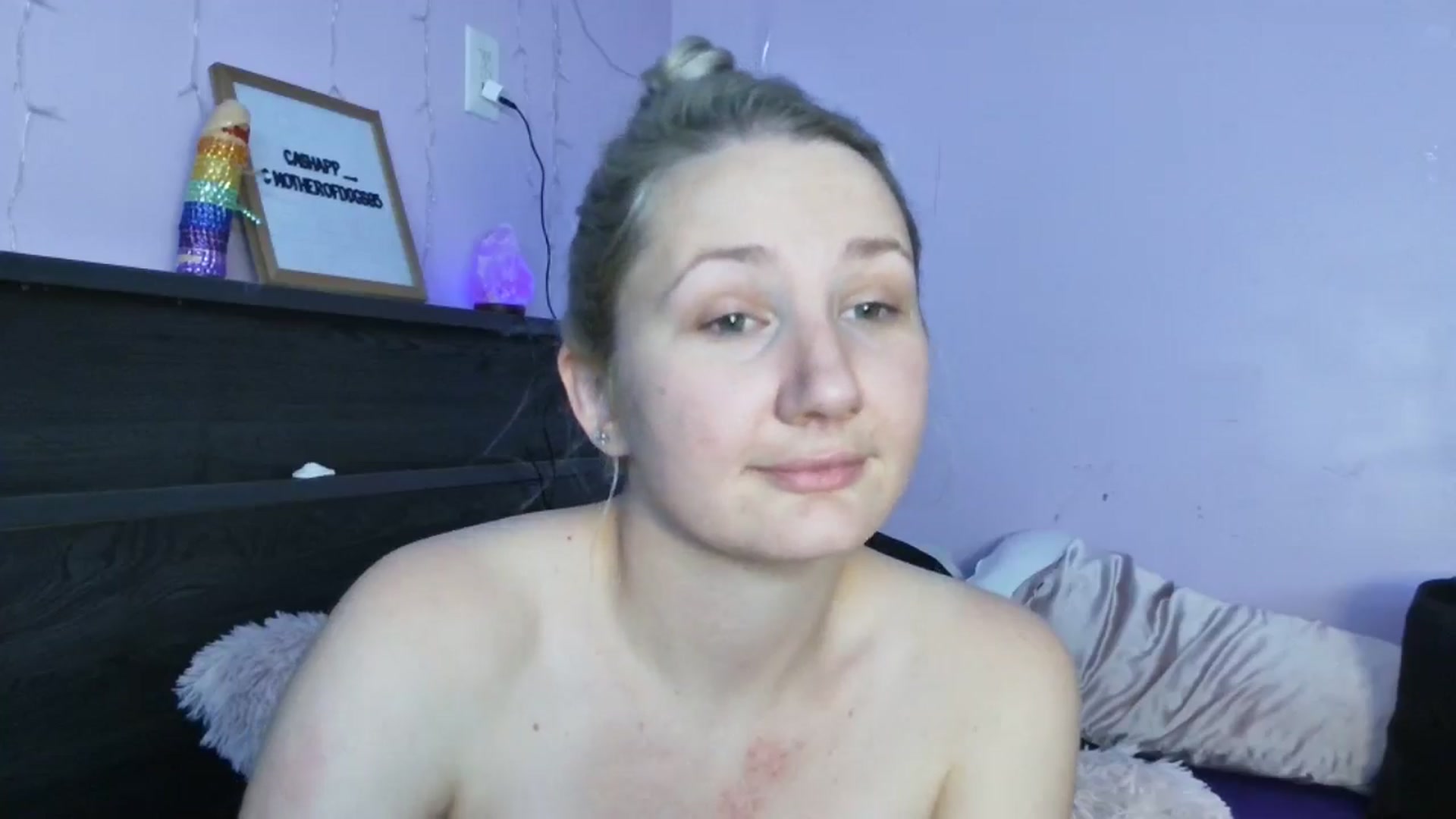 Gallery image thumbnail from EmmaHaze's myfreecams stream on, 04/28/2025, 06:41 image 14 of 20