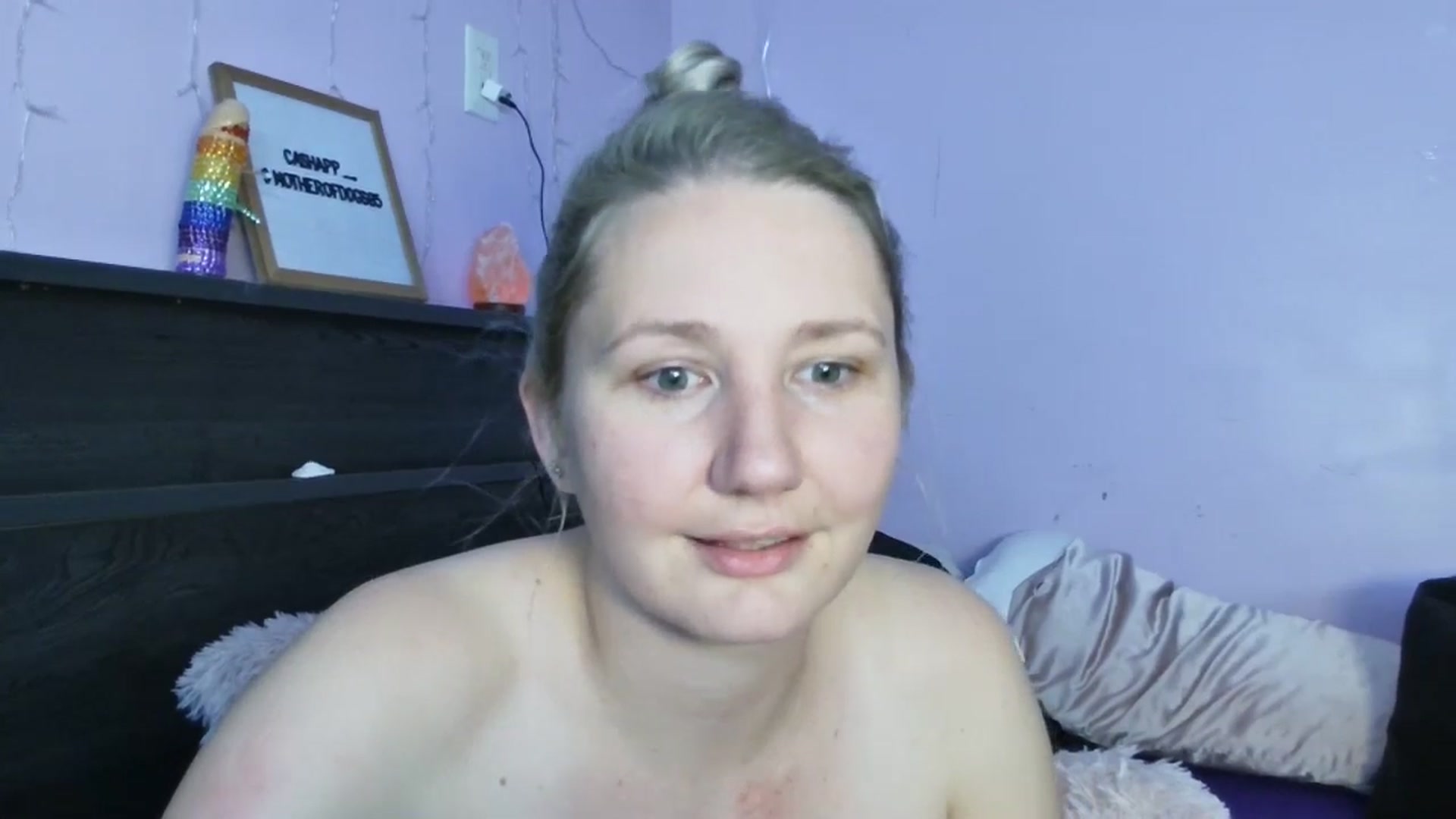 Gallery image thumbnail from EmmaHaze's myfreecams stream on, 04/28/2025, 06:41 image 8 of 20
