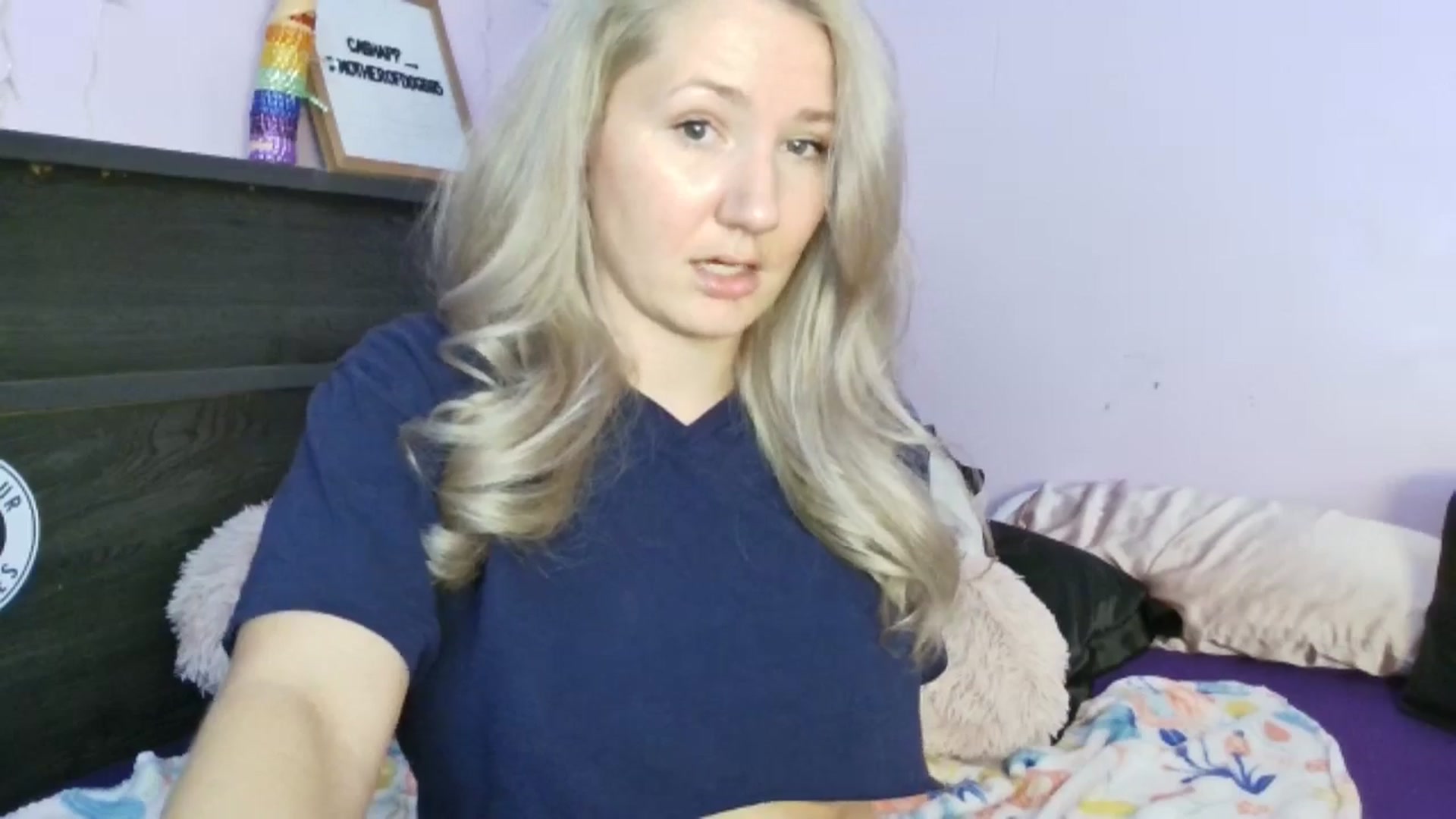 Gallery image thumbnail from EmmaHaze's myfreecams stream on, 04/29/2025, 02:59 image 8 of 20
