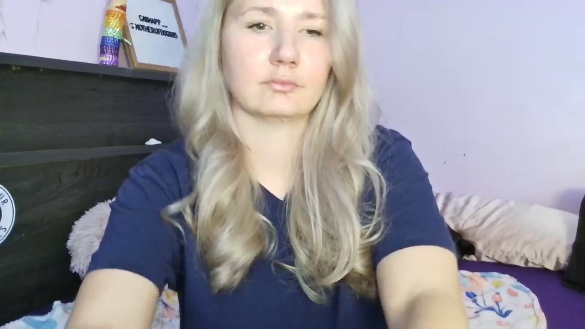 Gallery image thumbnail from EmmaHaze's myfreecams stream on, 04/29/2025, 02:59 image 7 of 20