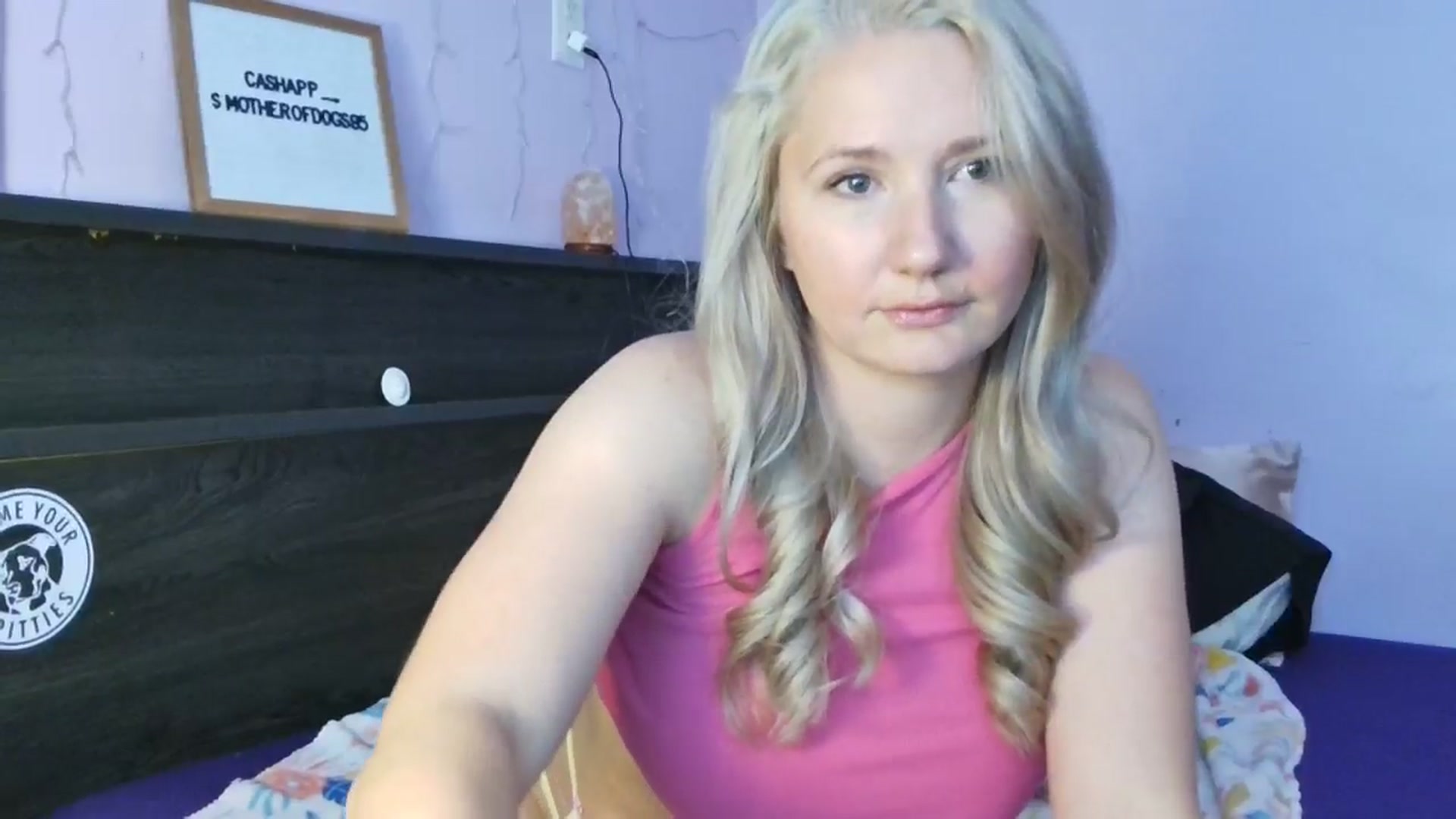 Gallery image thumbnail from EmmaHaze's myfreecams stream on, 05/28/2025, 03:02 image 5 of 20