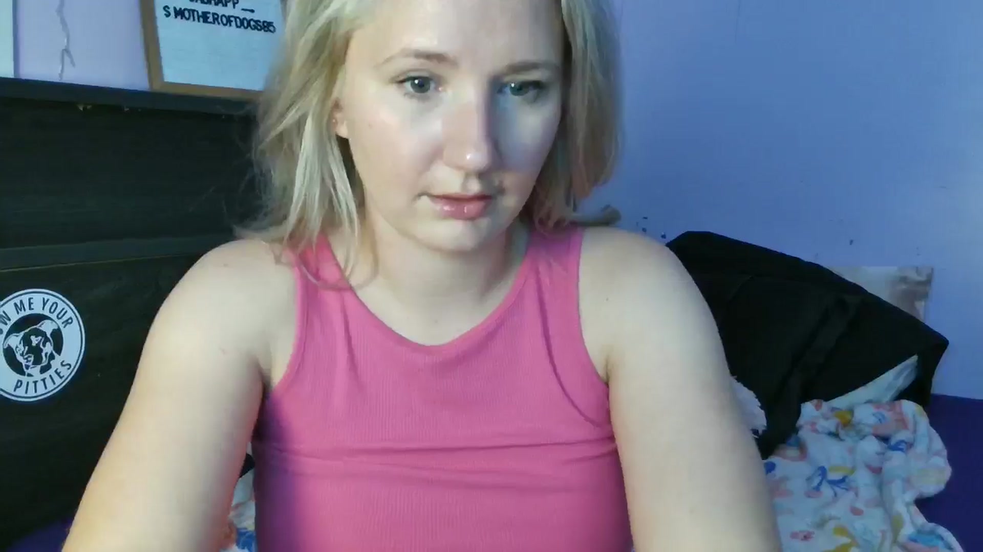 Gallery image thumbnail from EmmaHaze's myfreecams stream on, 05/28/2025, 04:35 image 10 of 20