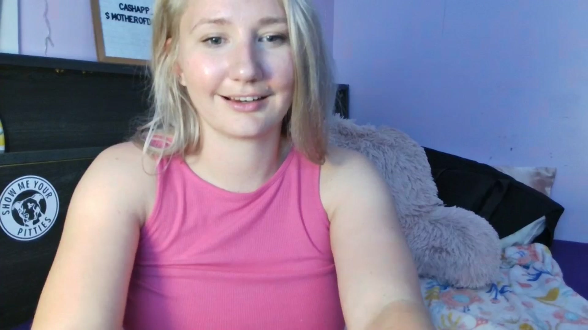 Gallery image thumbnail from EmmaHaze's myfreecams stream on, 05/28/2025, 06:21 image 7 of 20