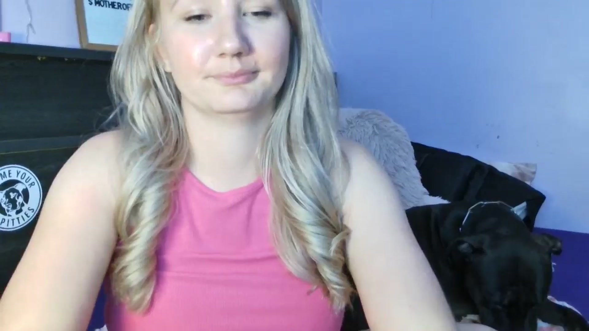 Gallery image thumbnail from EmmaHaze's myfreecams stream on, 05/28/2025, 06:54 image 7 of 20