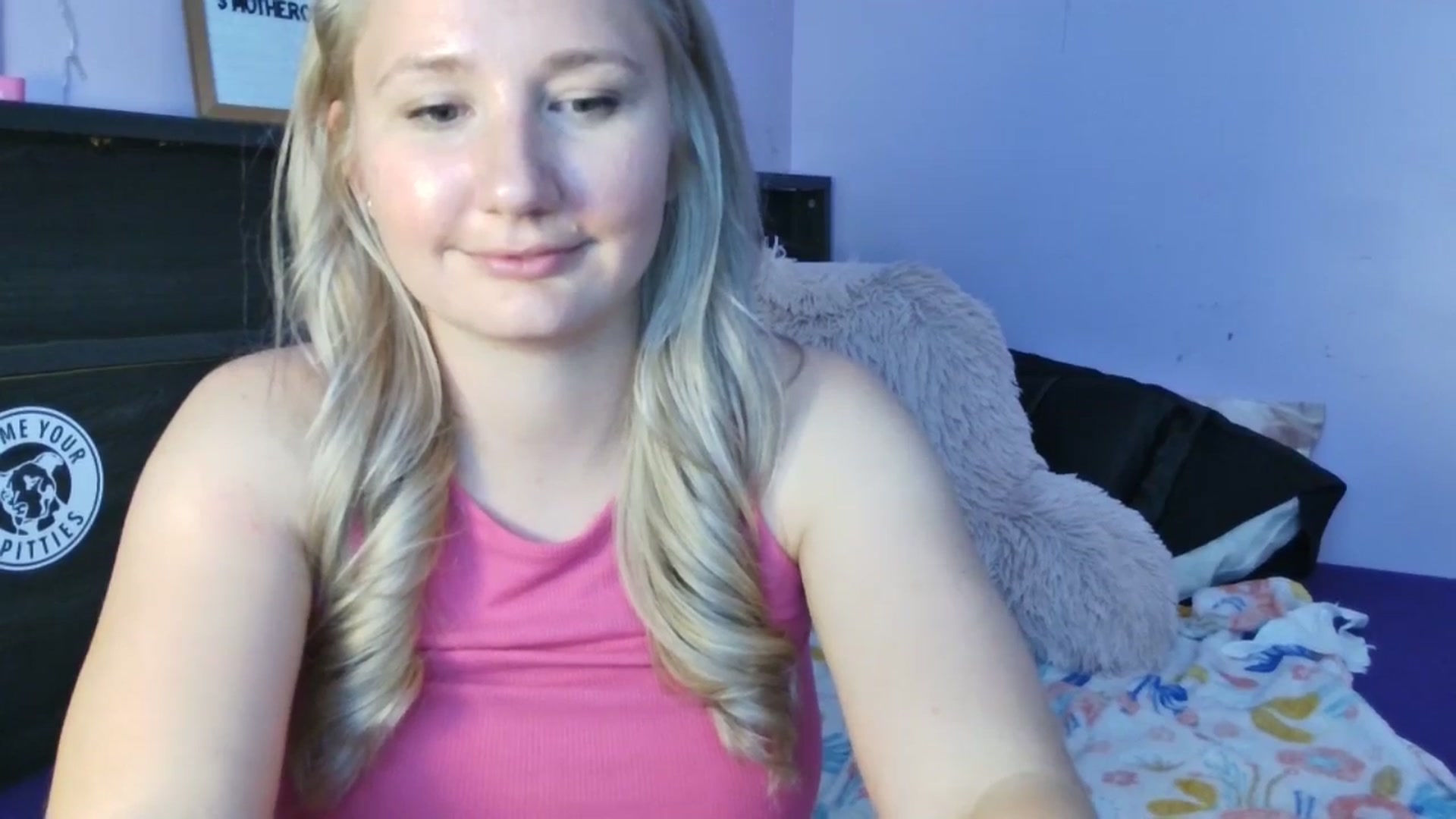 Gallery image thumbnail from EmmaHaze's myfreecams stream on, 05/28/2025, 06:54 image 5 of 20