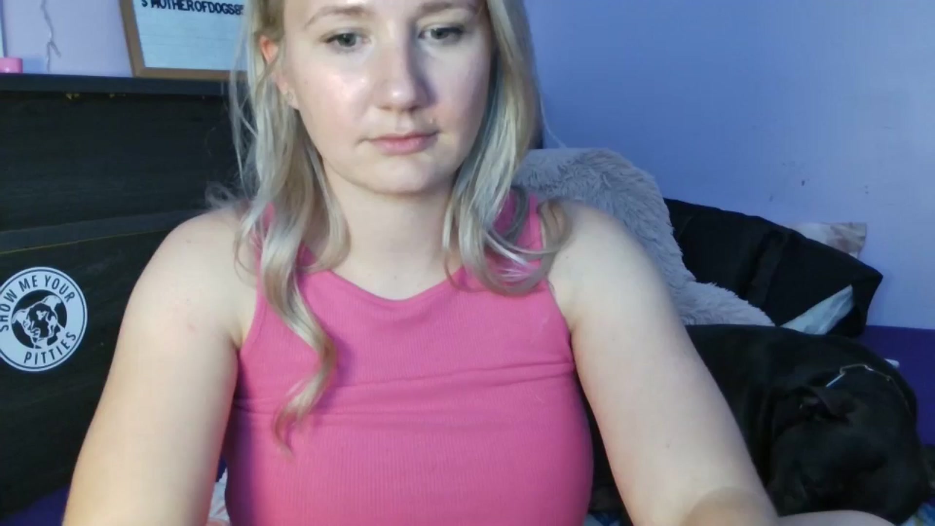 Gallery image thumbnail from EmmaHaze's myfreecams stream on, 05/28/2025, 06:54 image 18 of 20