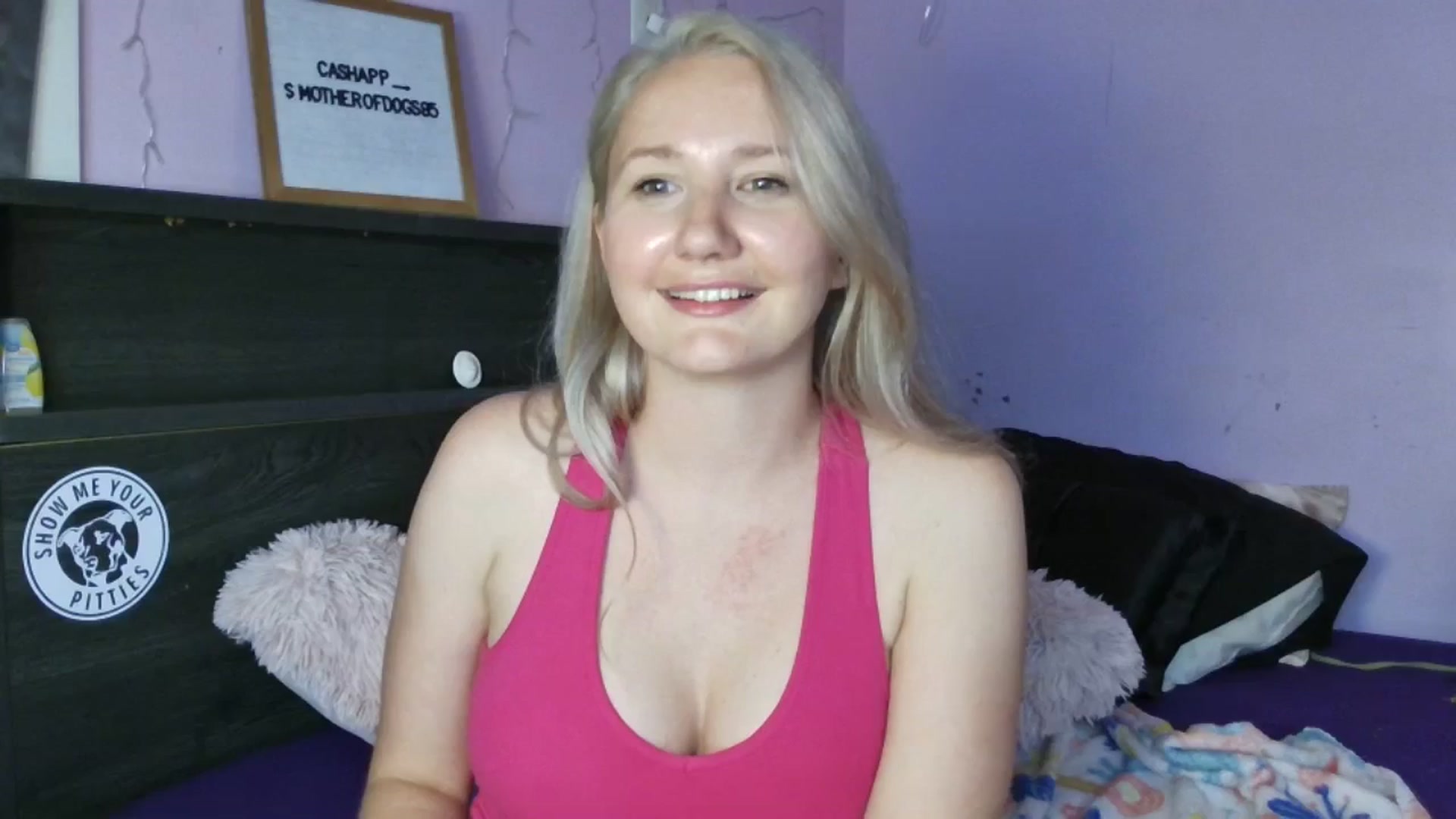 Gallery image thumbnail from EmmaHaze's myfreecams stream on, 05/30/2025, 05:33 image 15 of 20
