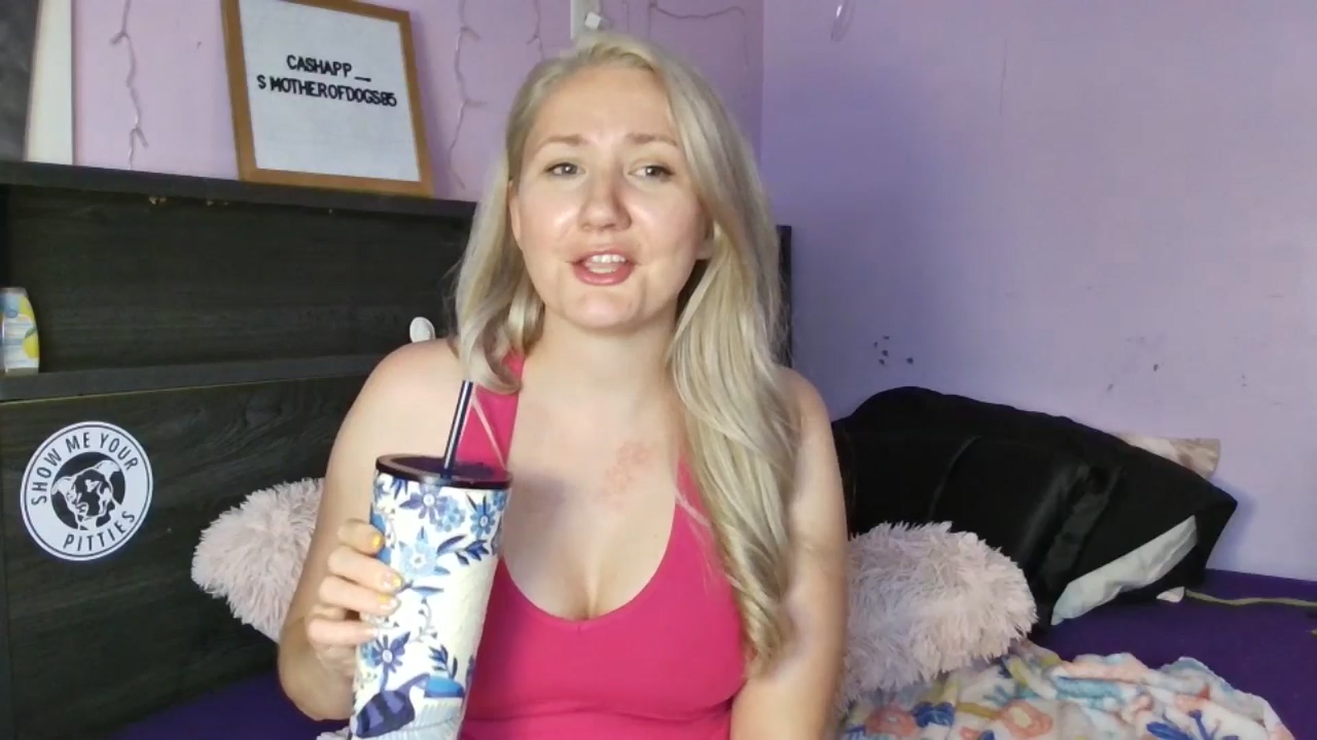 Gallery image thumbnail from EmmaHaze's myfreecams stream on, 05/30/2025, 05:33 image 13 of 20