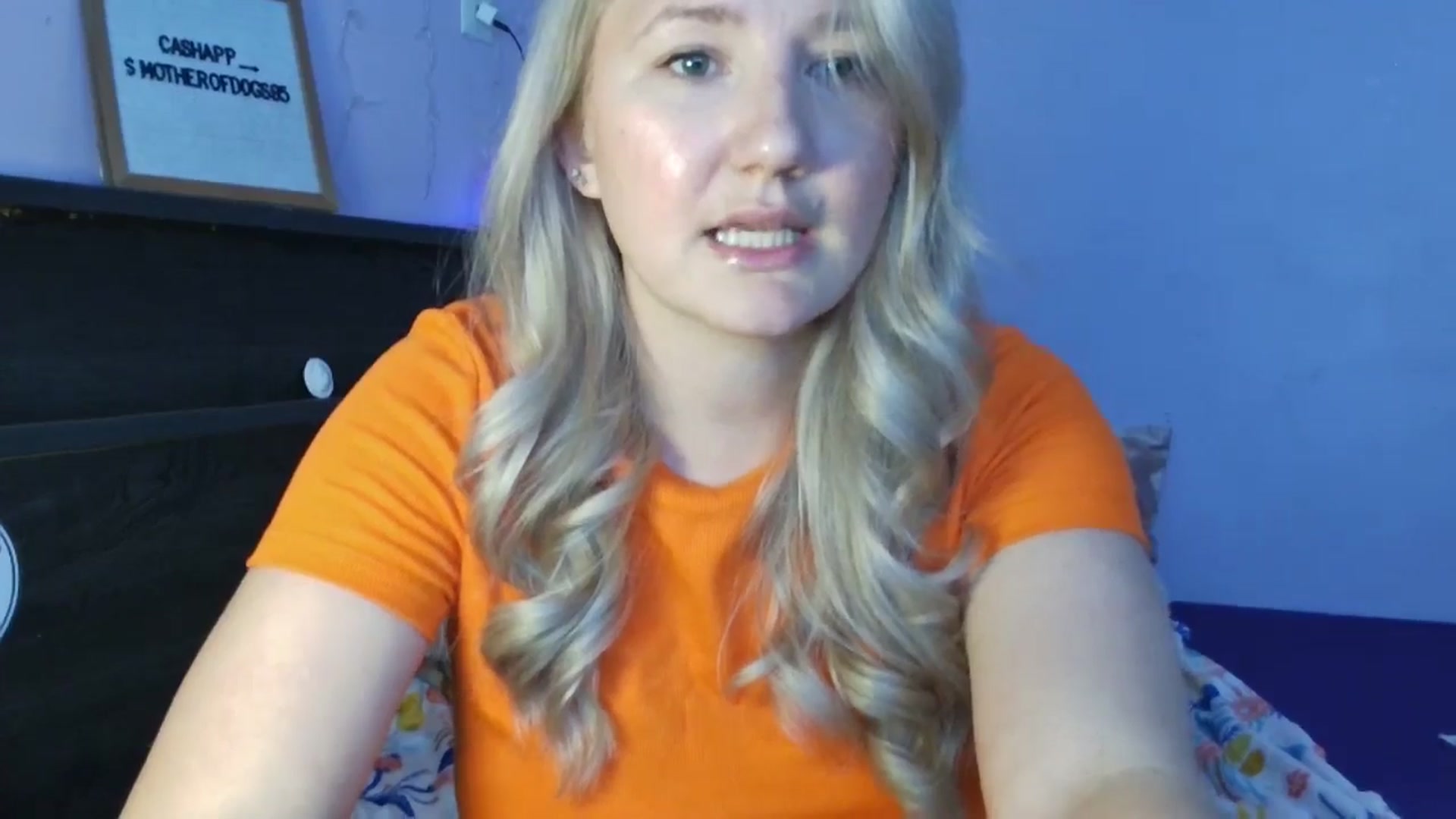 Gallery image thumbnail from EmmaHaze's myfreecams stream on, 06/02/2025, 03:28 image 3 of 20