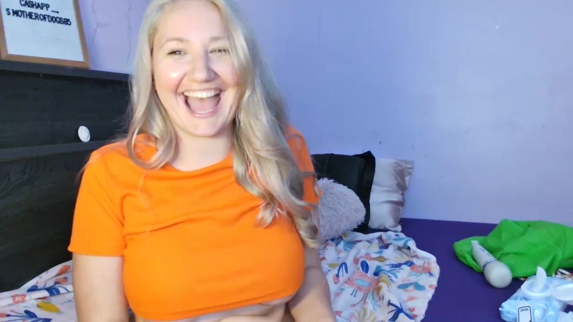Gallery image thumbnail from EmmaHaze's myfreecams stream on, 06/02/2025, 06:20 image 11 of 20