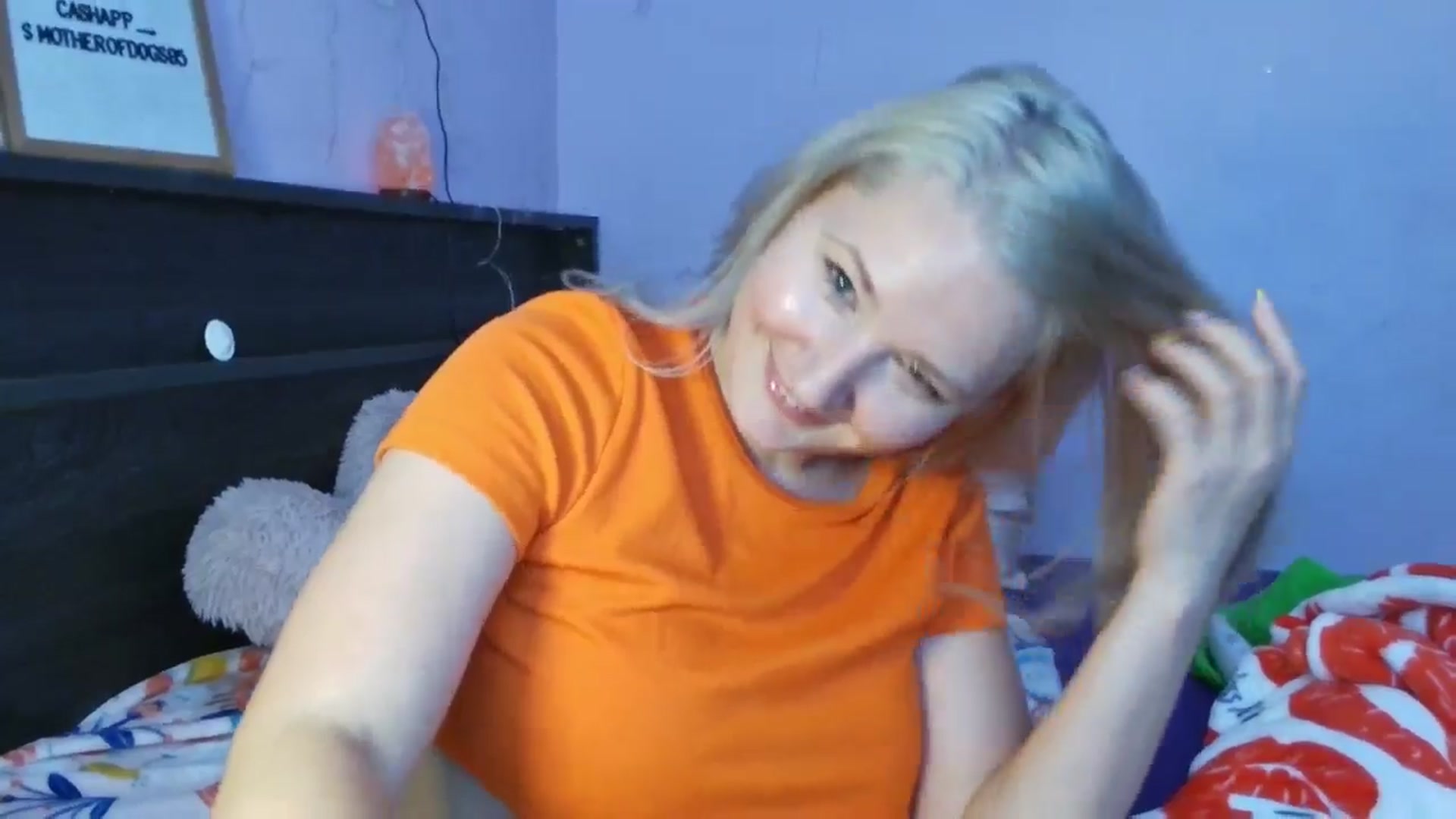 Gallery image thumbnail from EmmaHaze's myfreecams stream on, 06/02/2025, 06:20 image 19 of 20