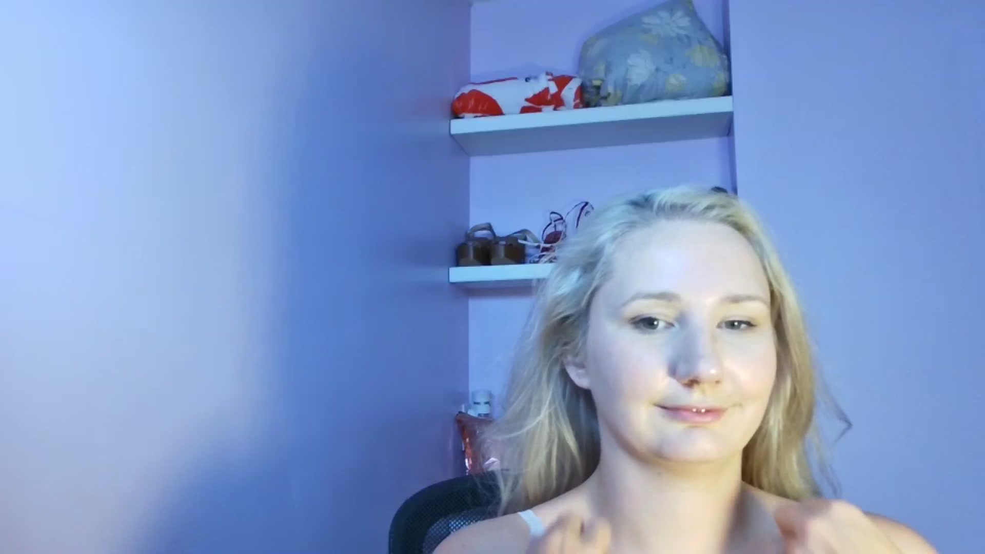 Gallery image thumbnail from EmmaHaze's myfreecams stream on, 07/31/2025, 06:49 image 16 of 20