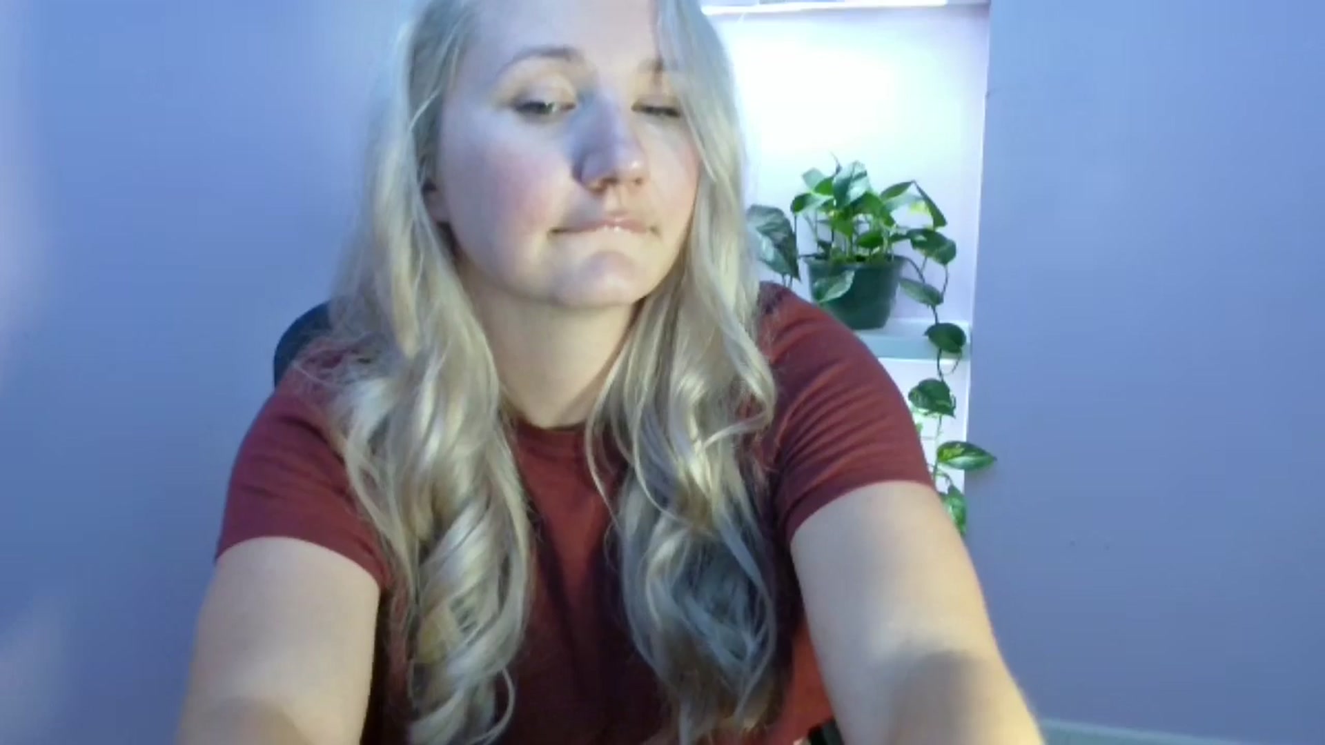 Gallery image thumbnail from EmmaHaze's myfreecams stream on, 08/16/2025, 04:22 image 8 of 20