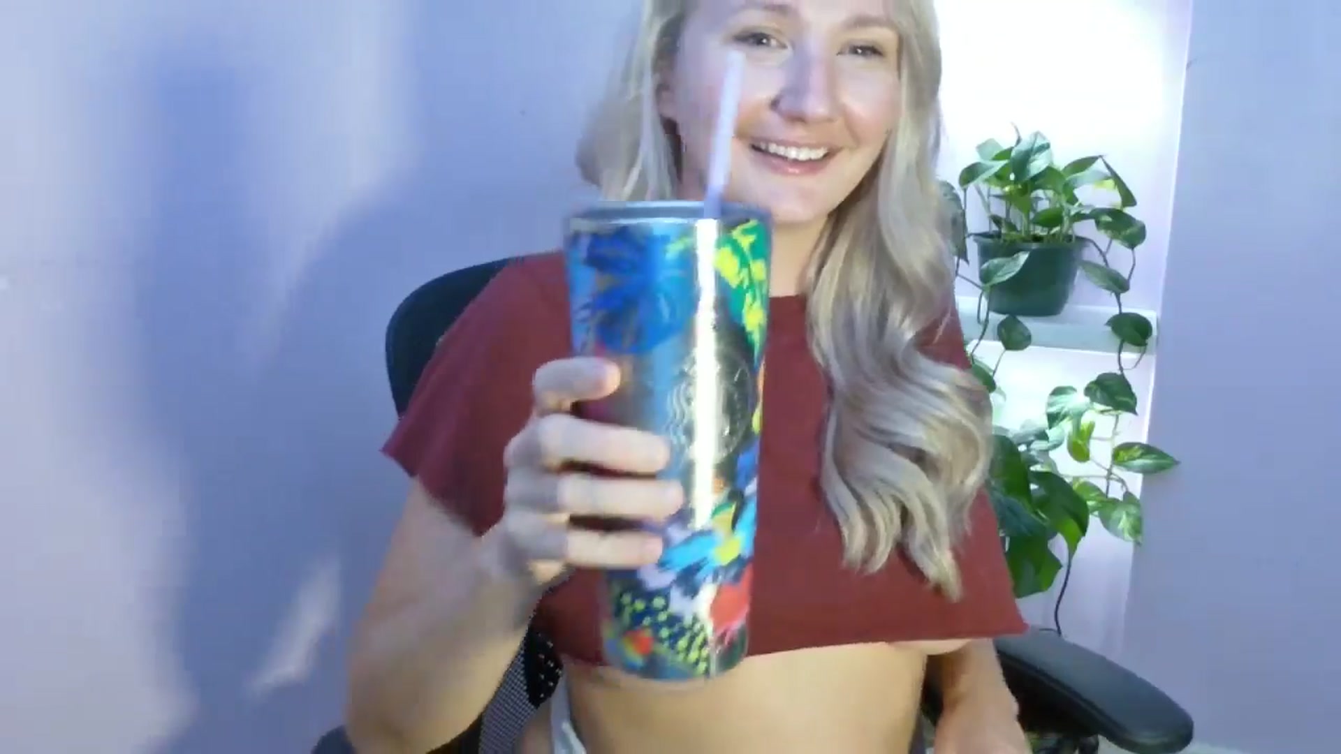 Gallery image thumbnail from EmmaHaze's myfreecams stream on, 08/16/2025, 06:12 image 14 of 20