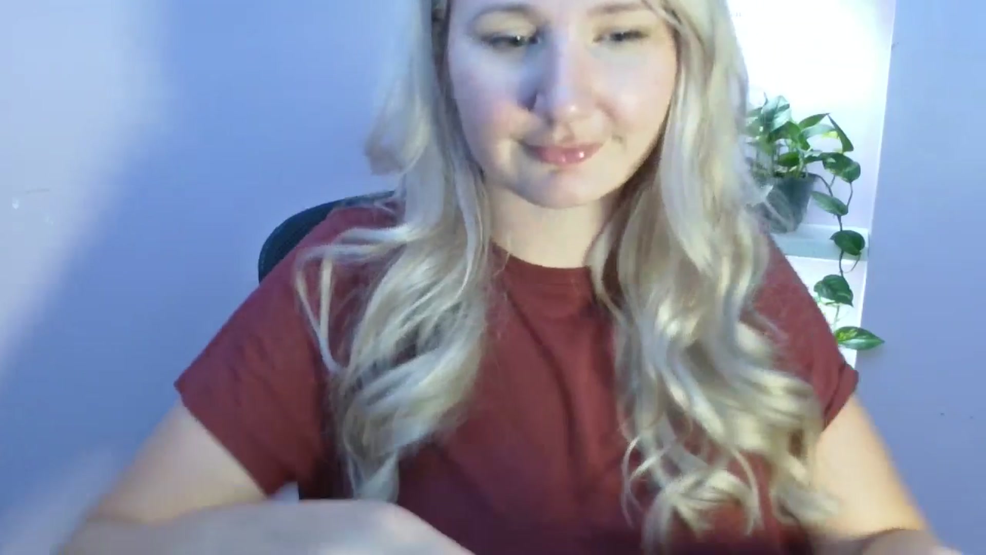Gallery image thumbnail from EmmaHaze's myfreecams stream on, 08/16/2025, 06:56 image 2 of 20