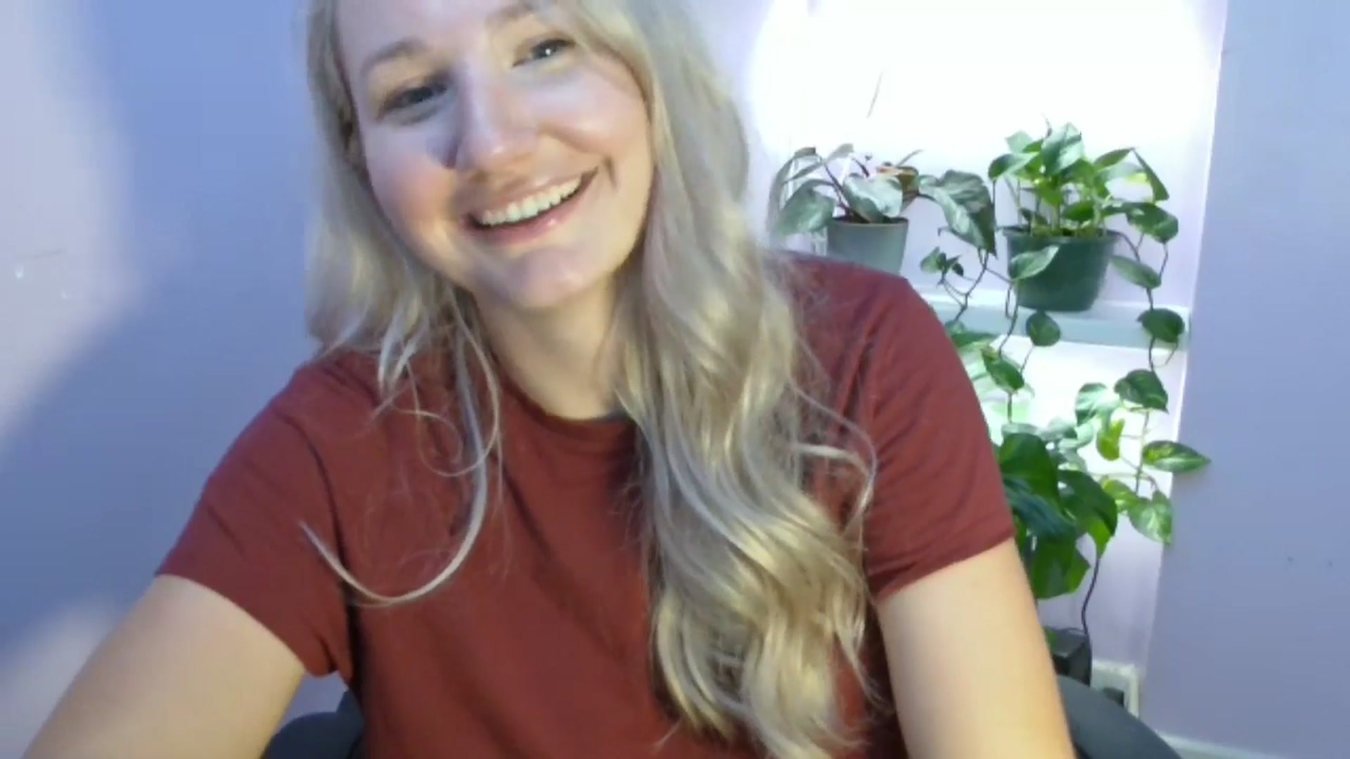 Gallery image thumbnail from EmmaHaze's myfreecams stream on, 08/16/2025, 06:56 image 7 of 20