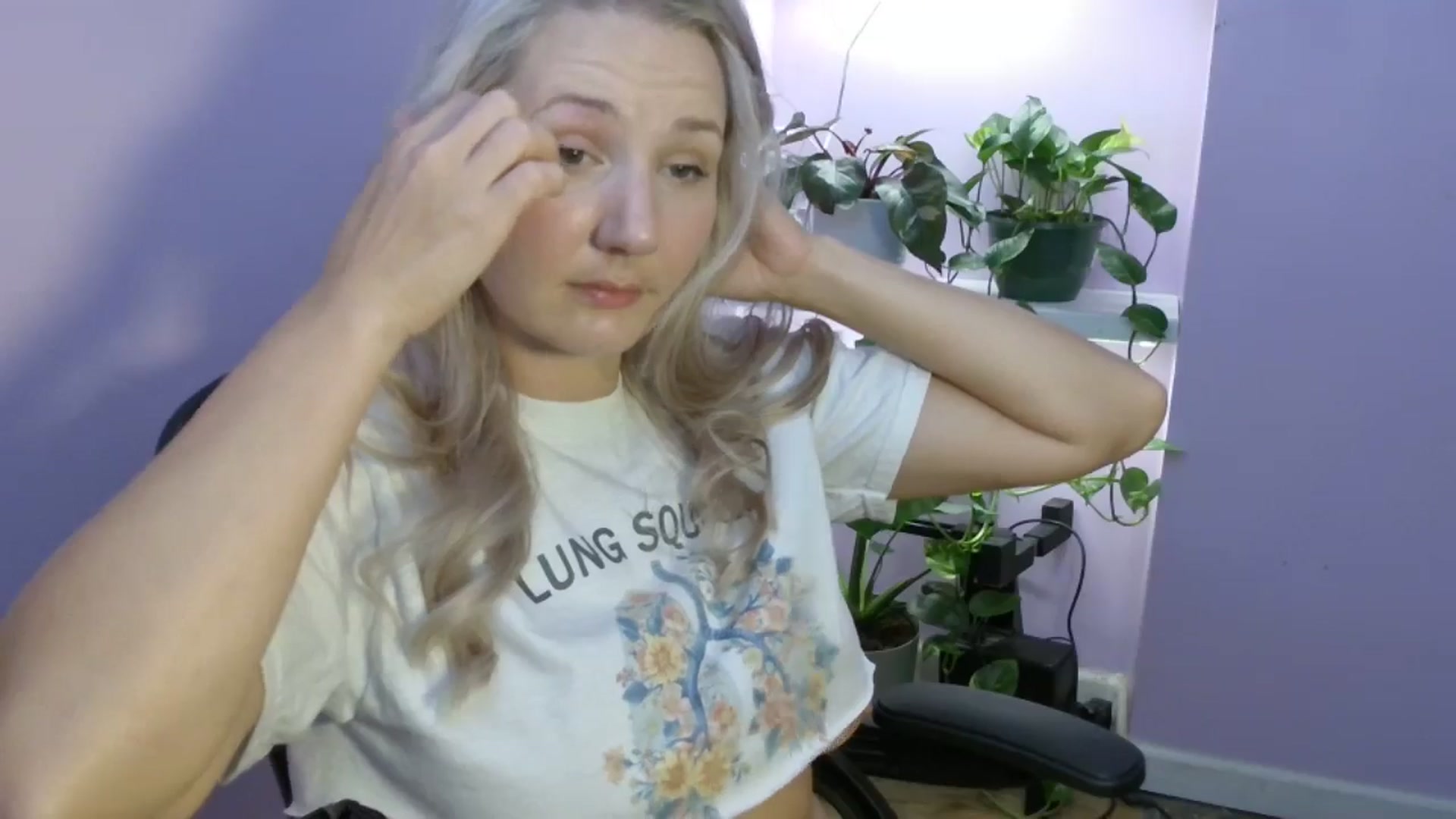 Gallery image thumbnail from EmmaHaze's myfreecams stream on, 08/20/2025, 04:46 image 11 of 20