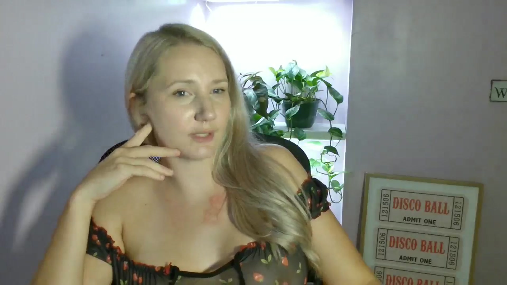 Gallery image thumbnail from EmmaHaze's myfreecams stream on, 08/23/2025, 04:26 image 13 of 20