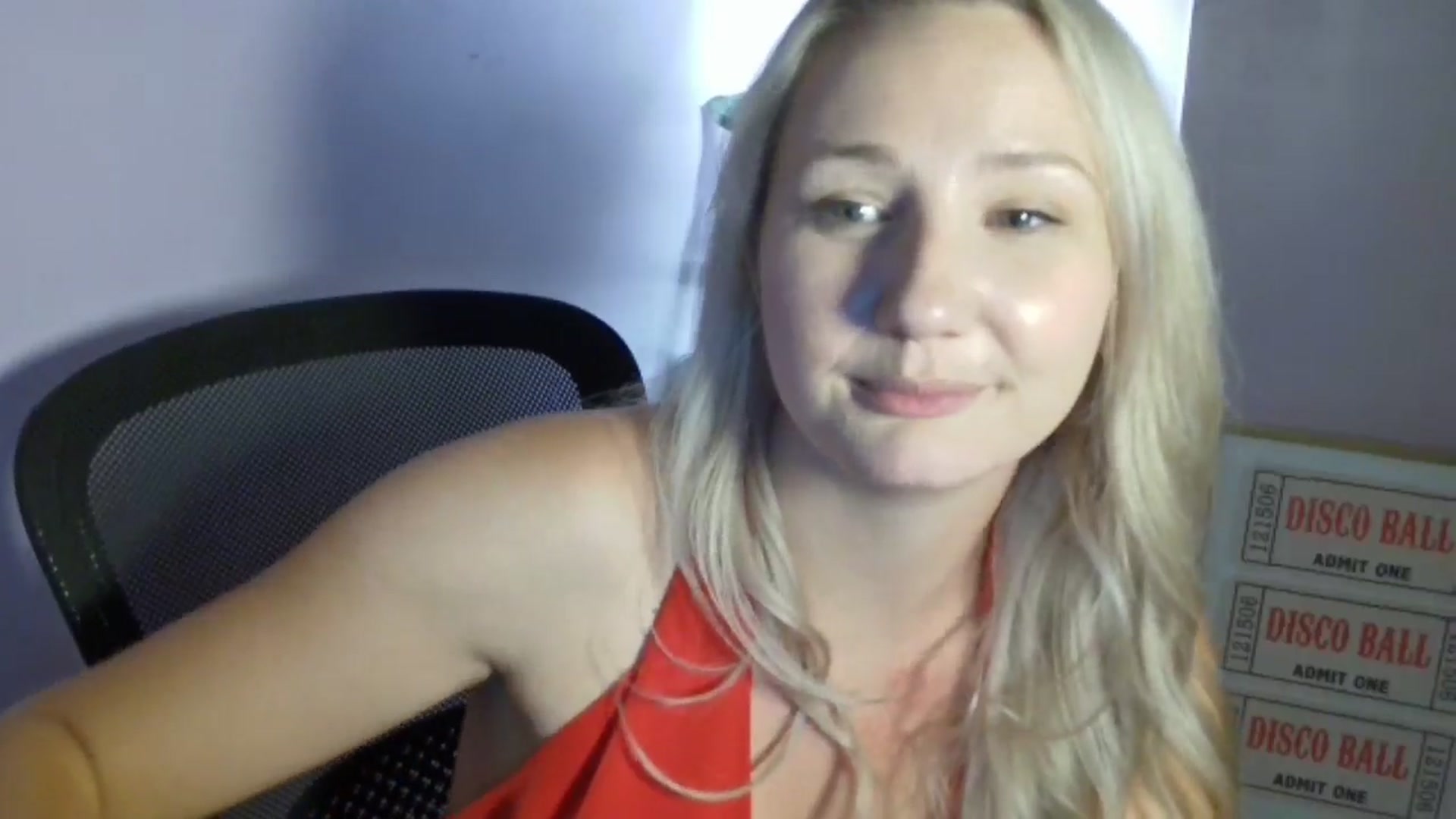 Gallery image thumbnail from EmmaHaze's myfreecams stream on, 08/25/2025, 07:33 image 18 of 20