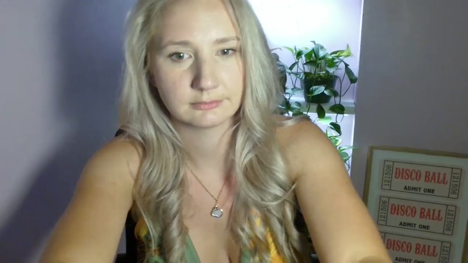 Gallery image thumbnail from EmmaHaze's myfreecams stream on, 09/01/2025, 06:05 image 17 of 20