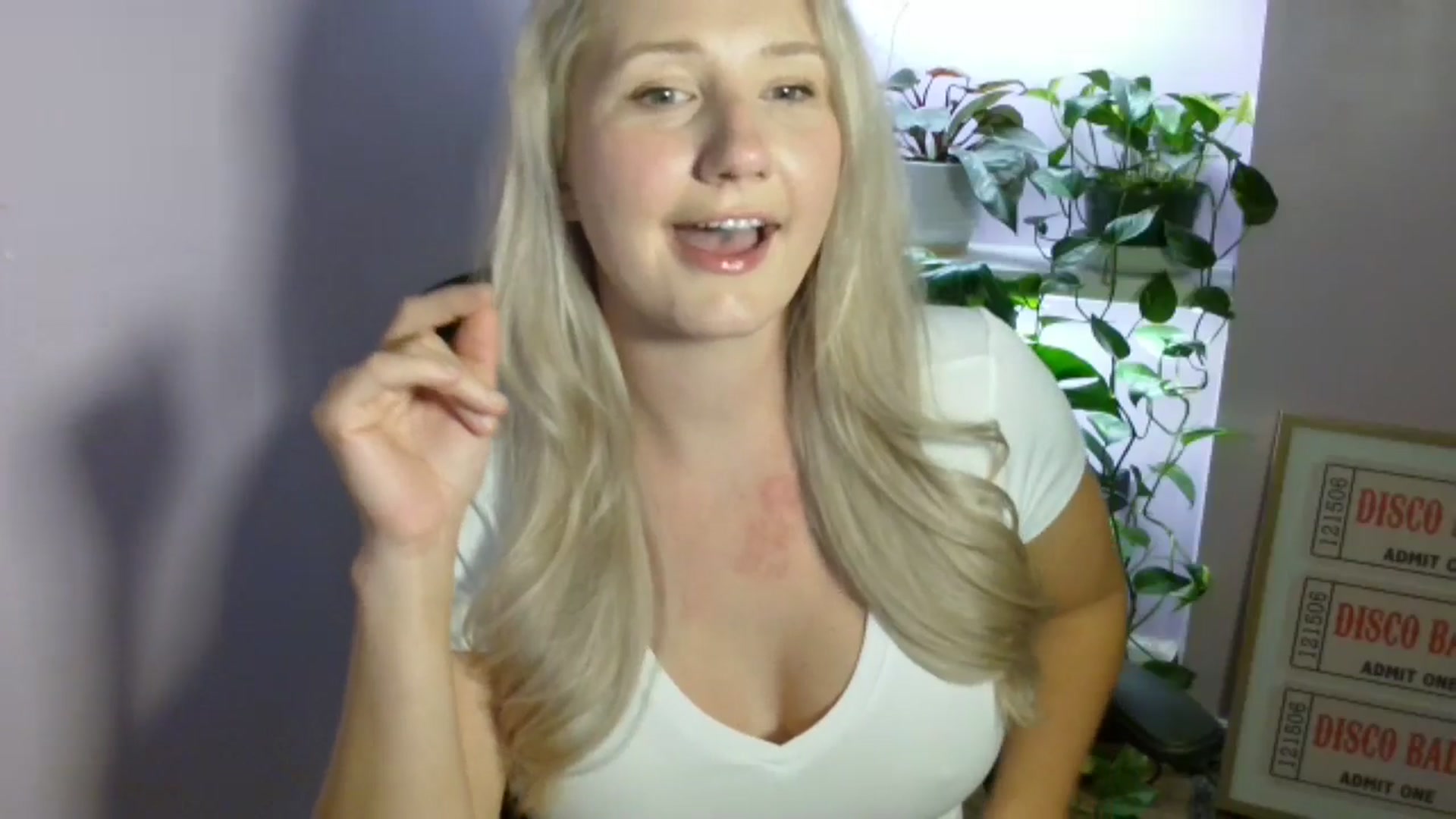 Gallery image thumbnail from EmmaHaze's myfreecams stream on, 09/13/2025, 05:08 image 9 of 20