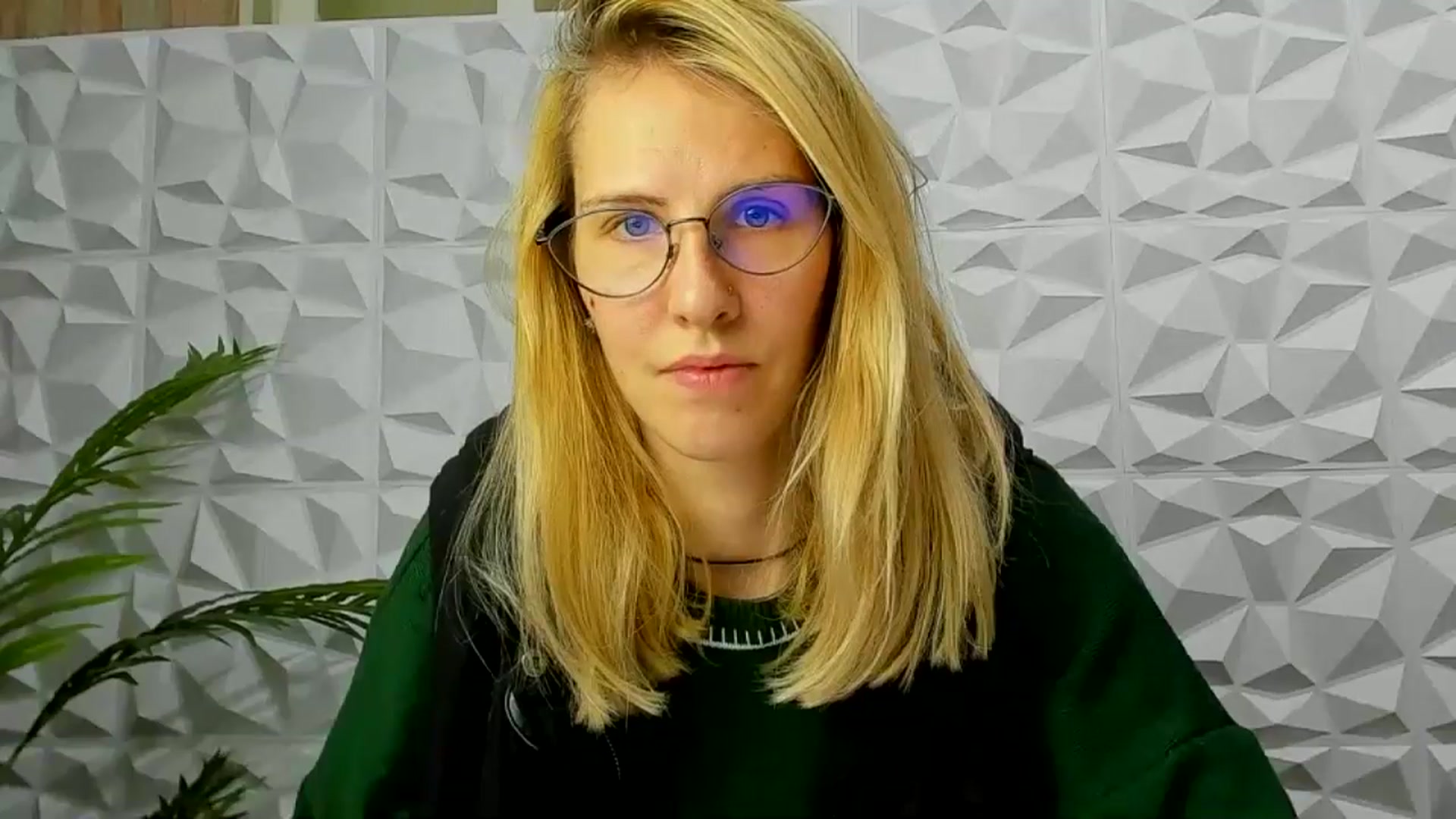 Gallery image thumbnail from EmmaKriss's myfreecams stream on, 12/11/2024, 17:57 image 19 of 20