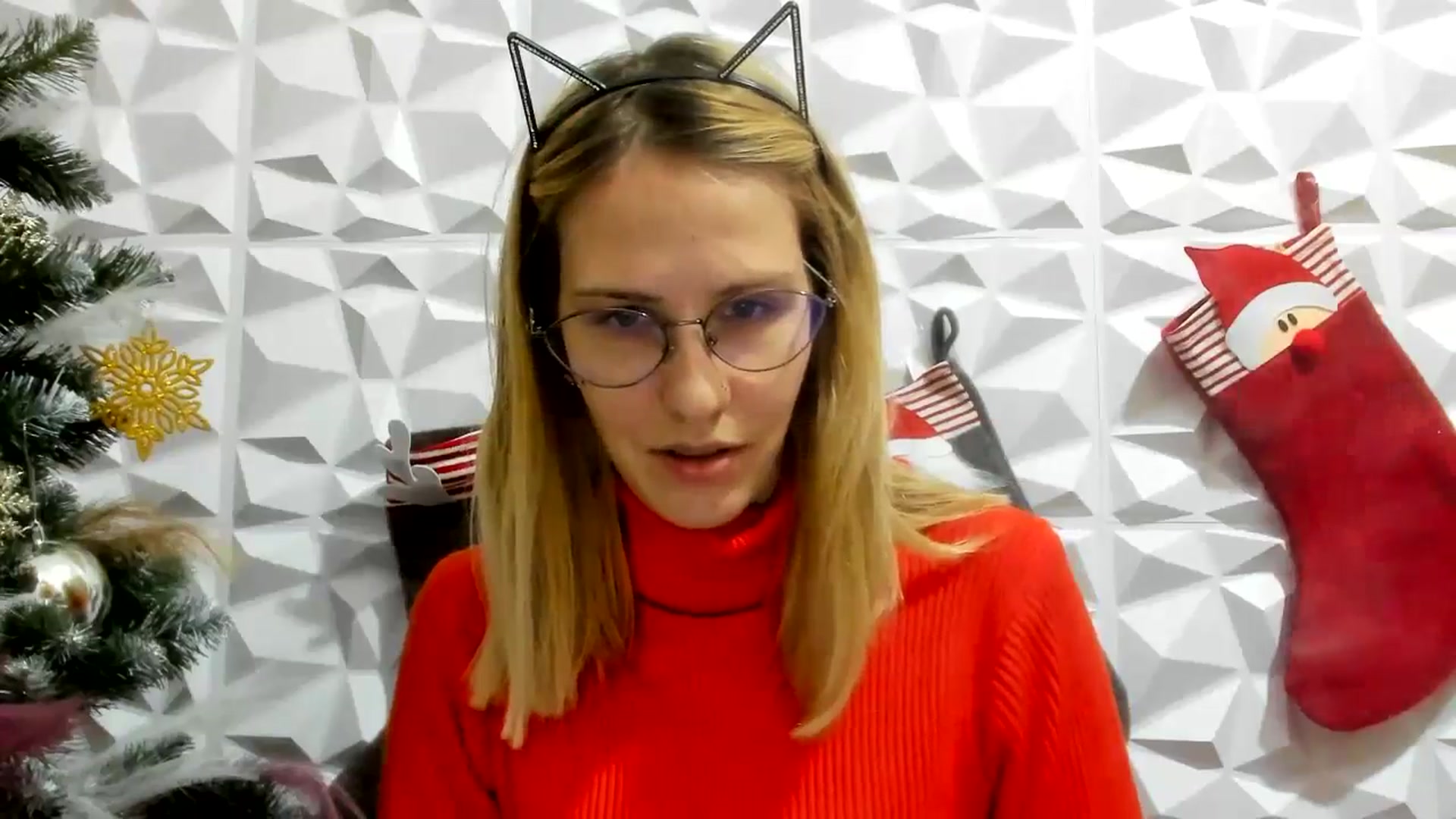 Gallery image thumbnail from EmmaKriss's myfreecams stream on, 12/14/2024, 14:29 image 16 of 20