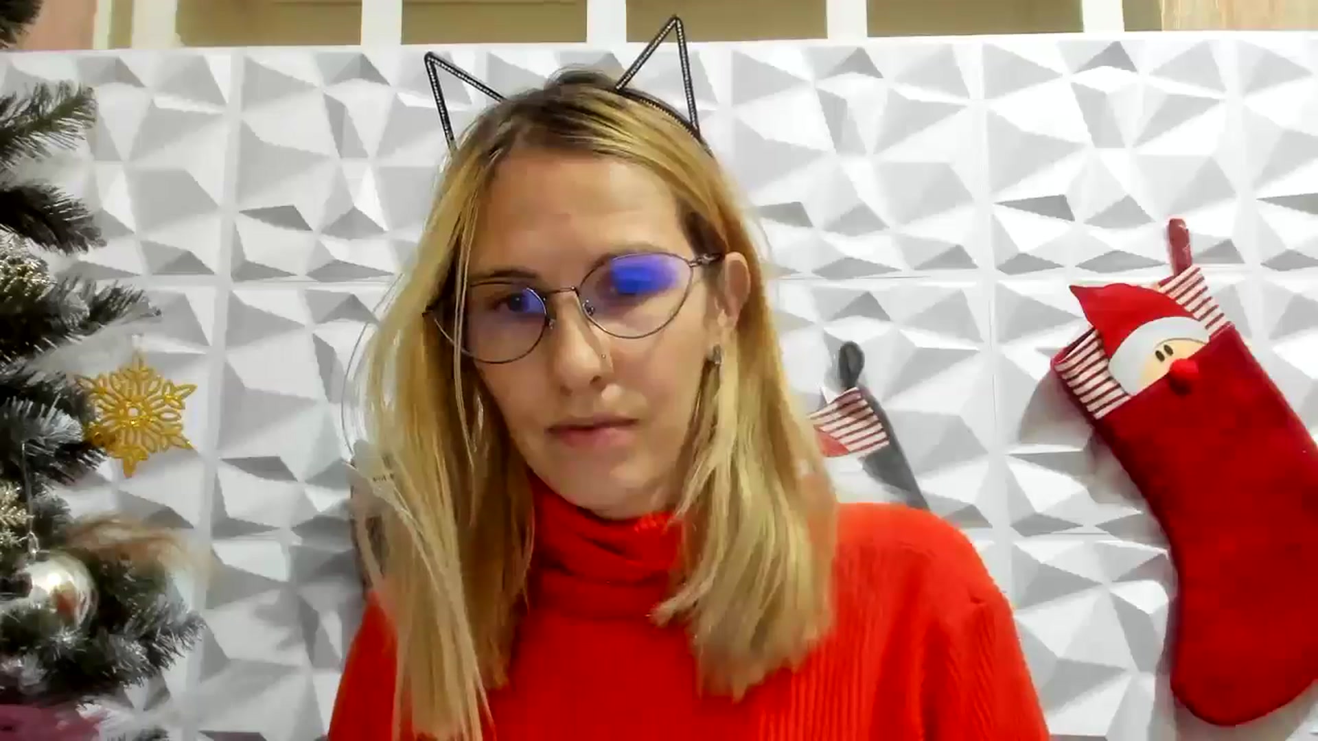 Gallery image thumbnail from EmmaKriss's myfreecams stream on, 12/14/2024, 16:02 image 2 of 20