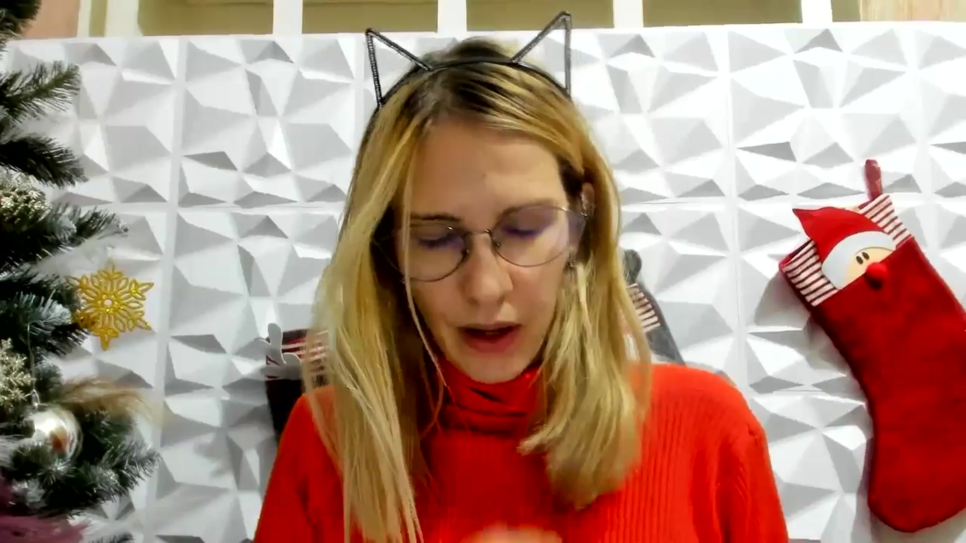 Gallery image thumbnail from EmmaKriss's myfreecams stream on, 12/14/2024, 16:02 image 6 of 20