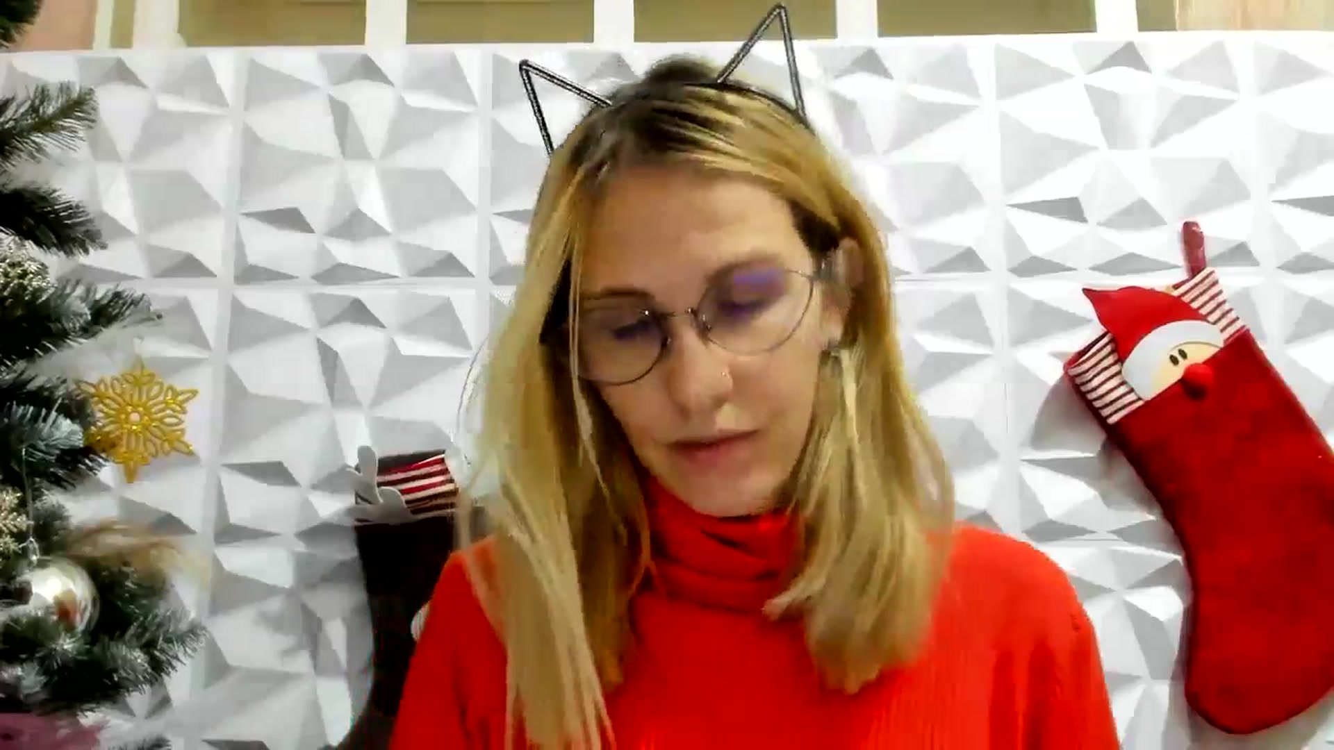 Gallery image thumbnail from EmmaKriss's myfreecams stream on, 12/14/2024, 16:02 image 5 of 20