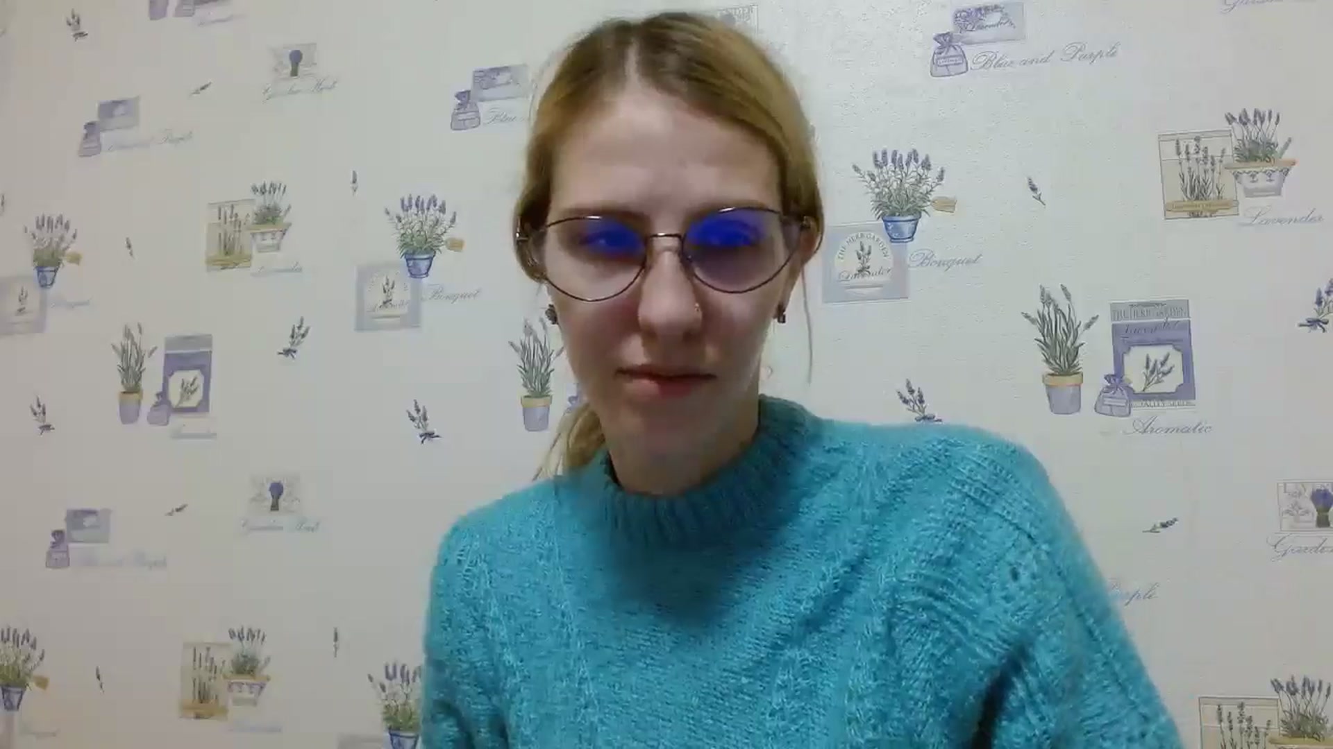 Gallery image thumbnail from EmmaKriss's myfreecams stream on, 12/16/2024, 19:12 image 11 of 20