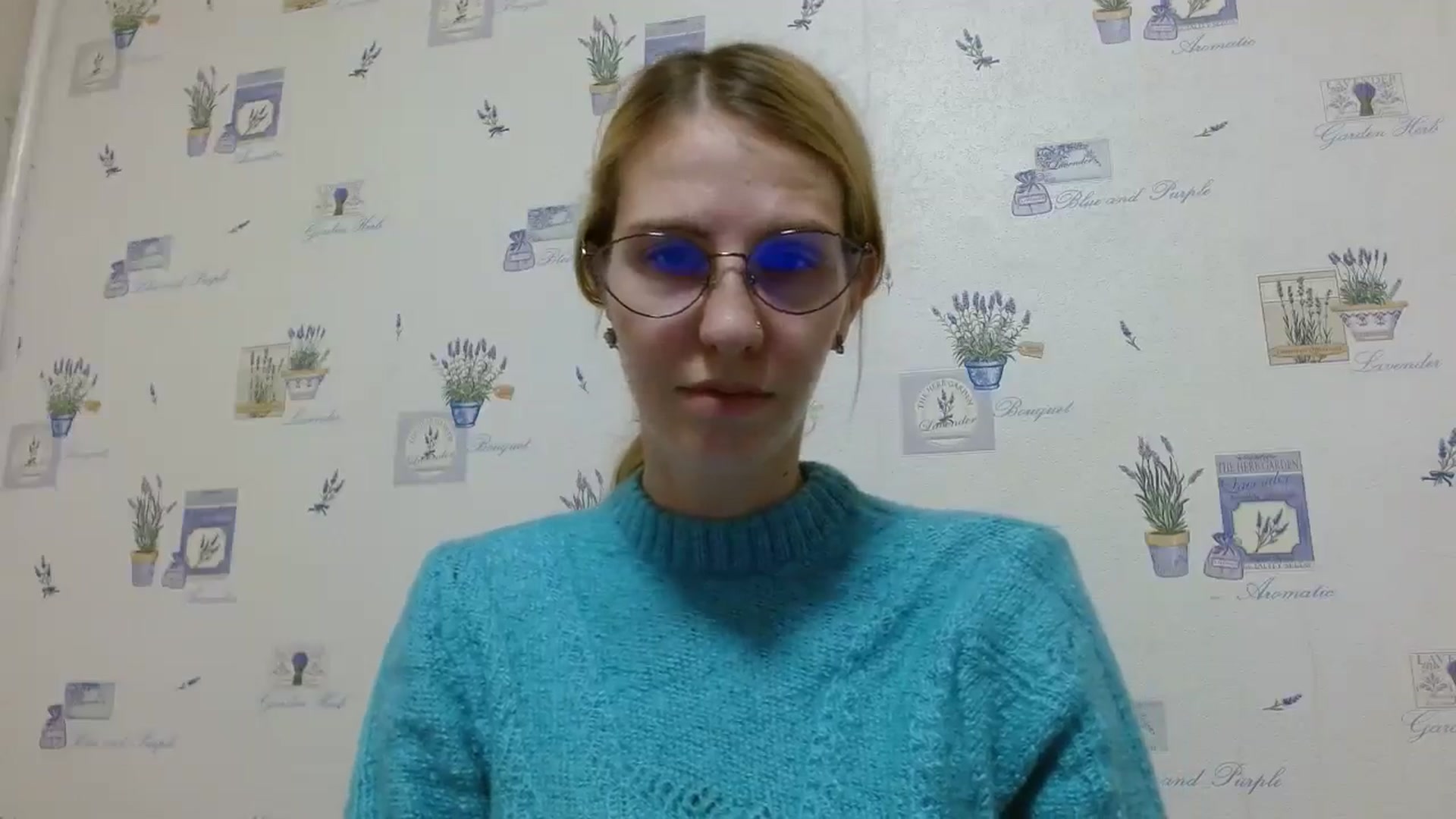 Gallery image thumbnail from EmmaKriss's myfreecams stream on, 12/16/2024, 19:12 image 8 of 20