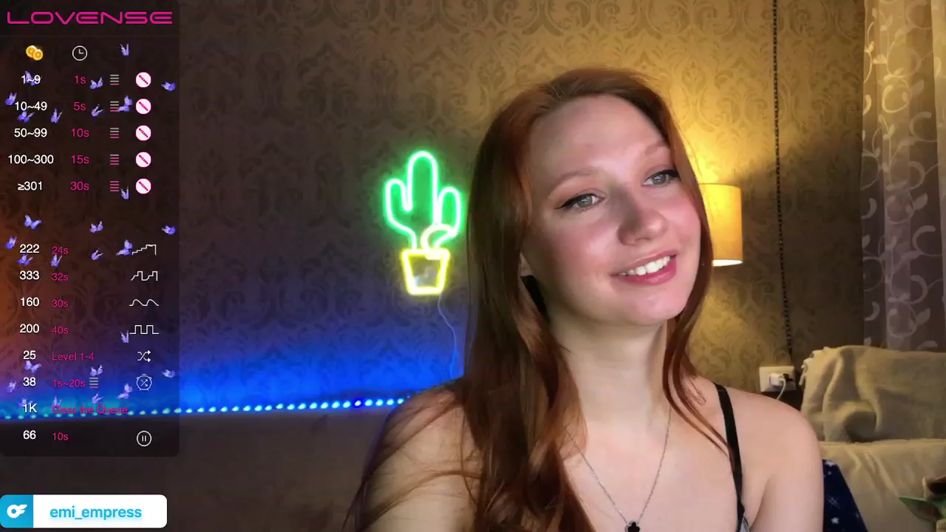 Gallery image thumbnail from EmmaRedFox's myfreecams stream on, 02/02/2023, 22:10 image 14 of 20
