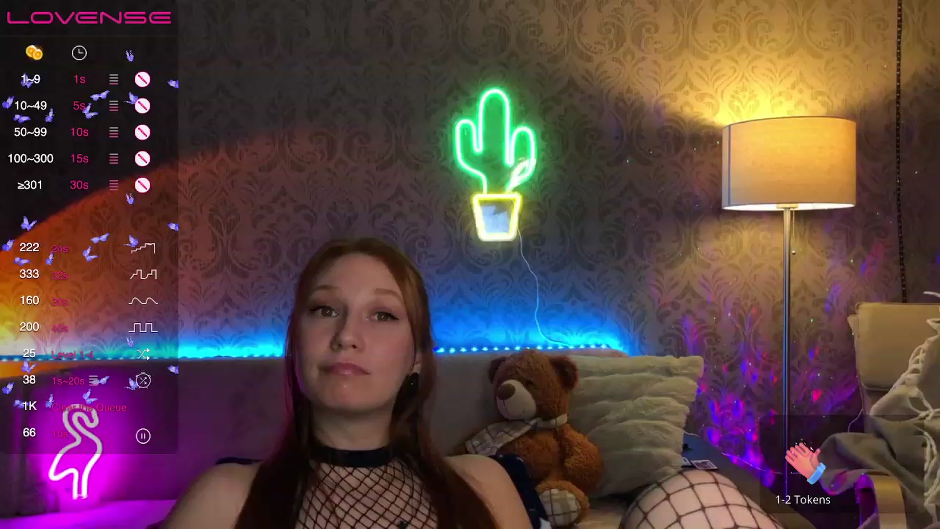 Gallery image thumbnail from EmmaRedFox's myfreecams stream on, 02/04/2023, 22:00 image 17 of 20
