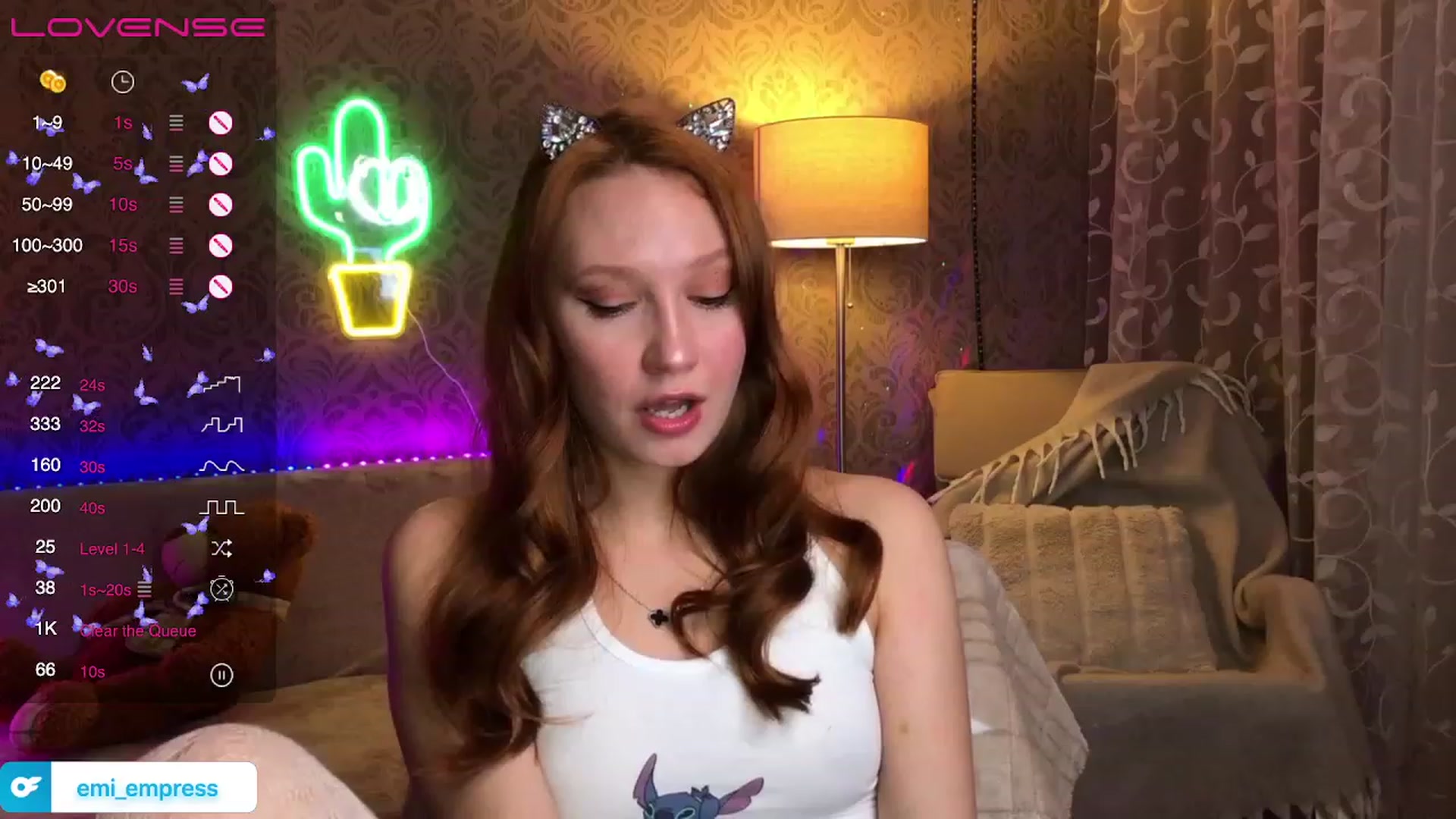 Gallery image thumbnail from EmmaRedFox's myfreecams stream on, 02/06/2023, 22:11 image 5 of 20