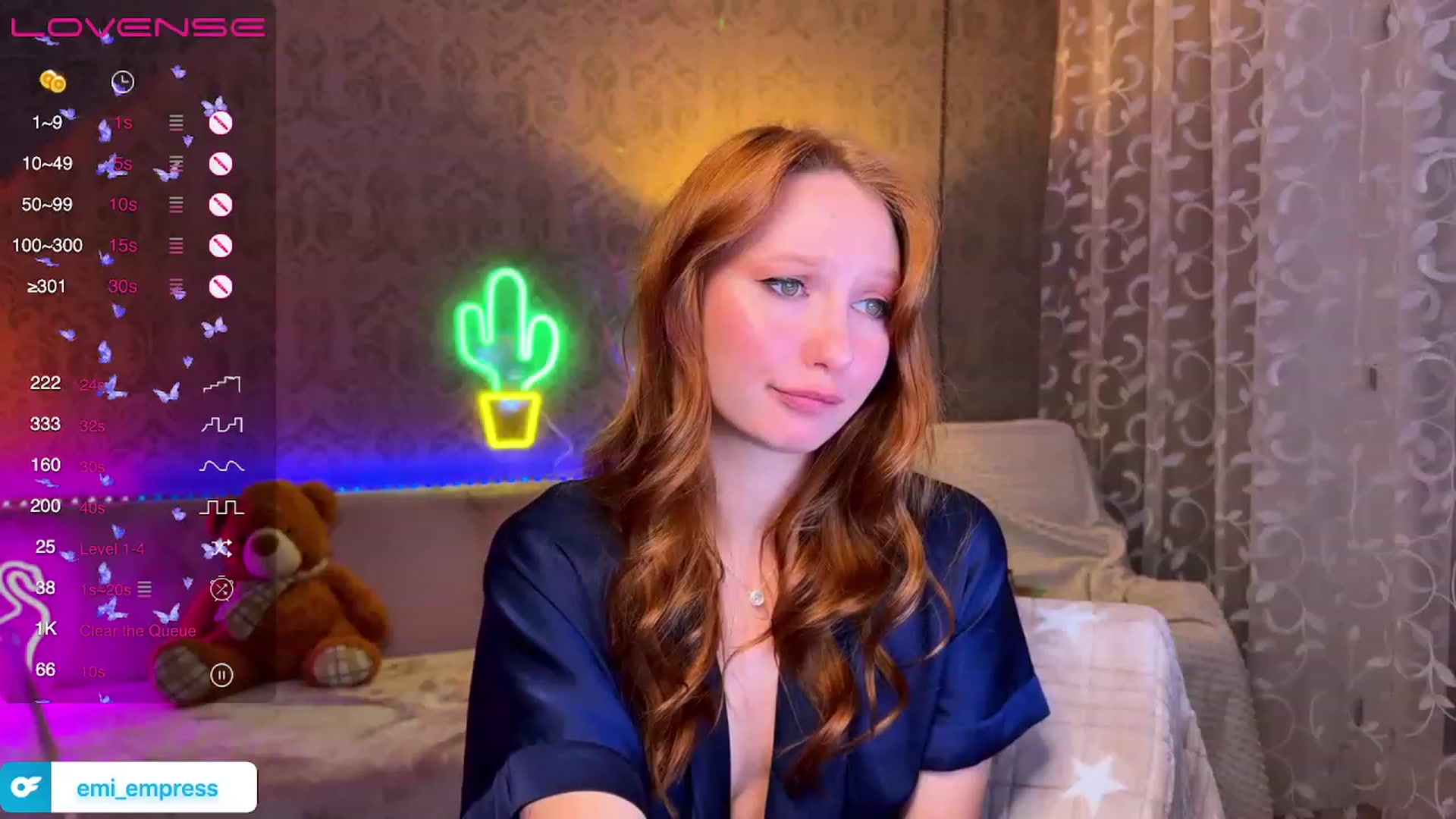 Gallery image thumbnail from EmmaRedFox's myfreecams stream on, 02/15/2023, 22:09 image 11 of 20