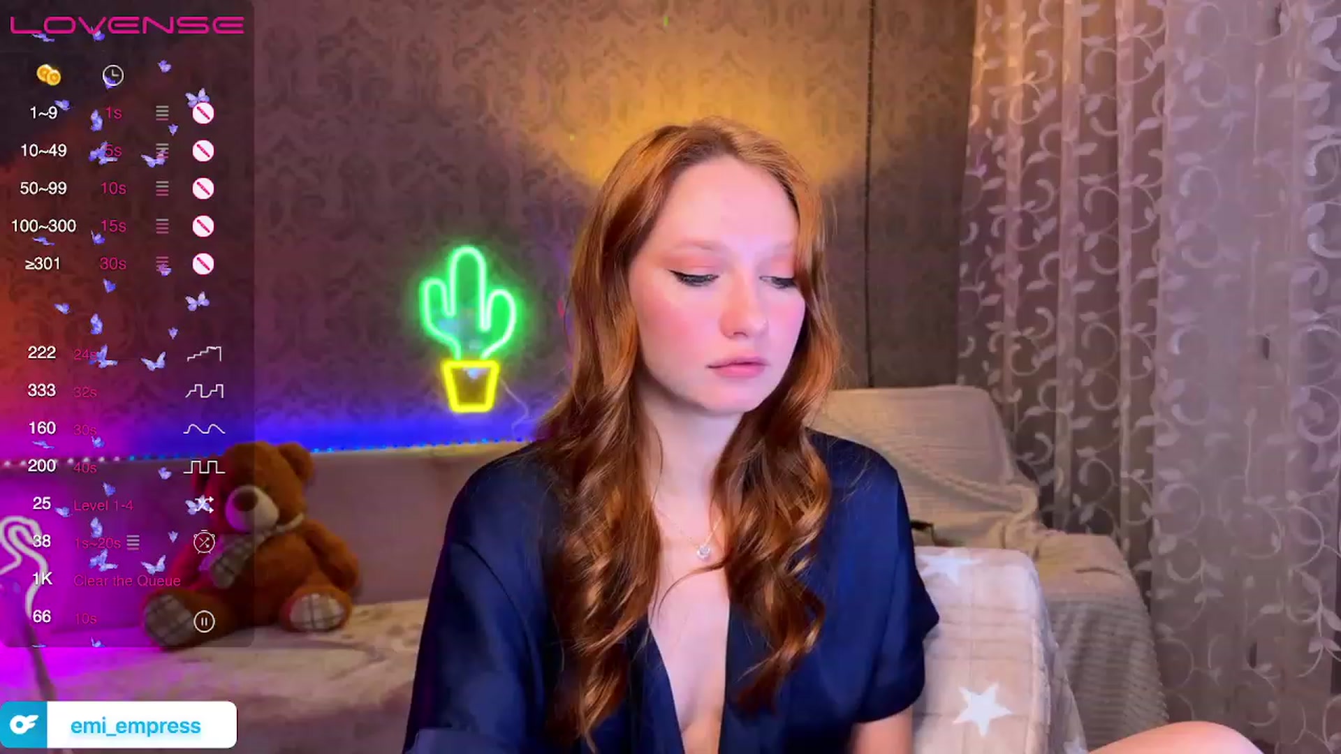 Gallery image thumbnail from EmmaRedFox's myfreecams stream on, 02/15/2023, 22:09 image 7 of 20