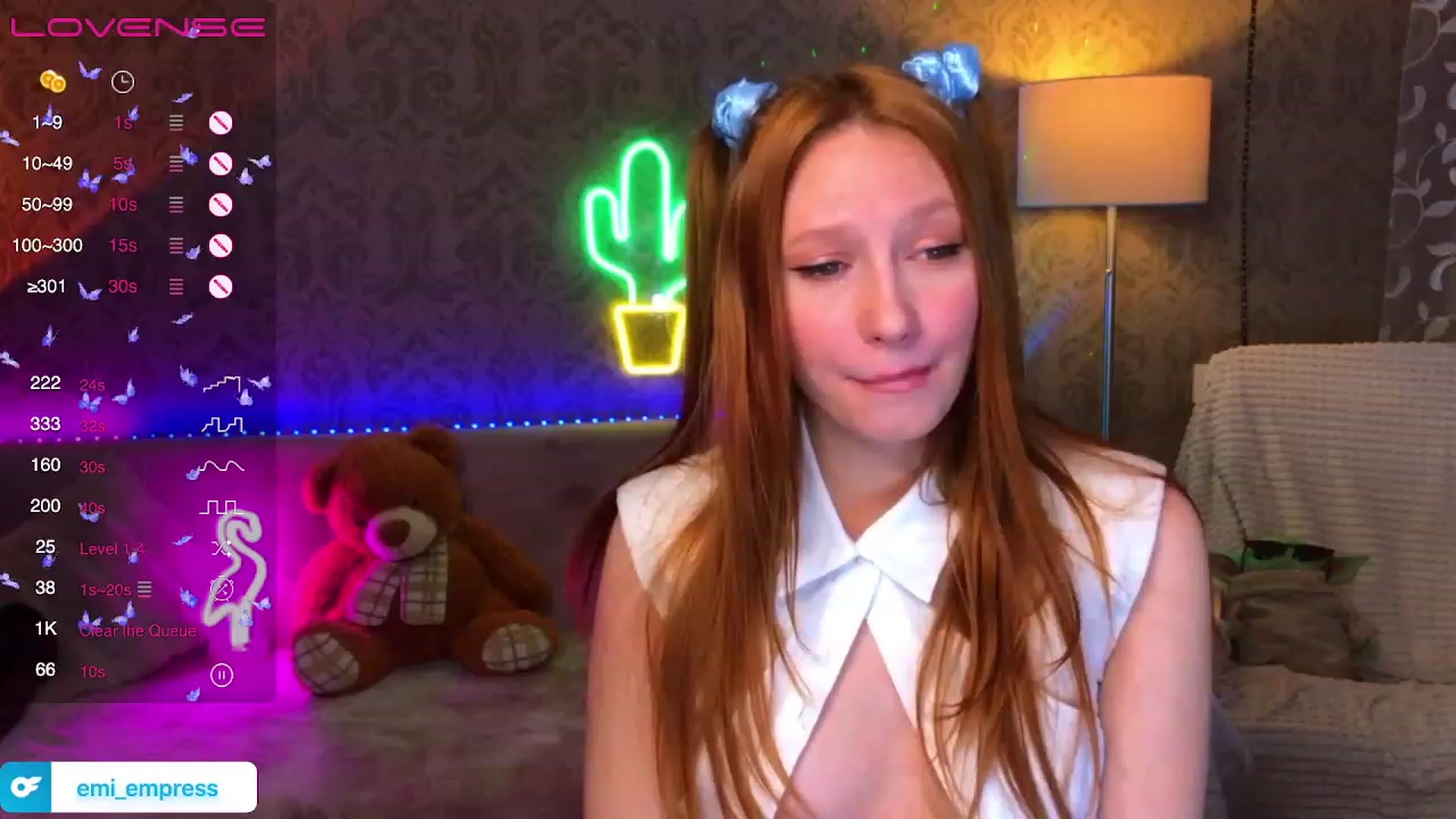 Gallery image thumbnail from EmmaRedFox's myfreecams stream on, 02/19/2023, 20:38 image 4 of 20