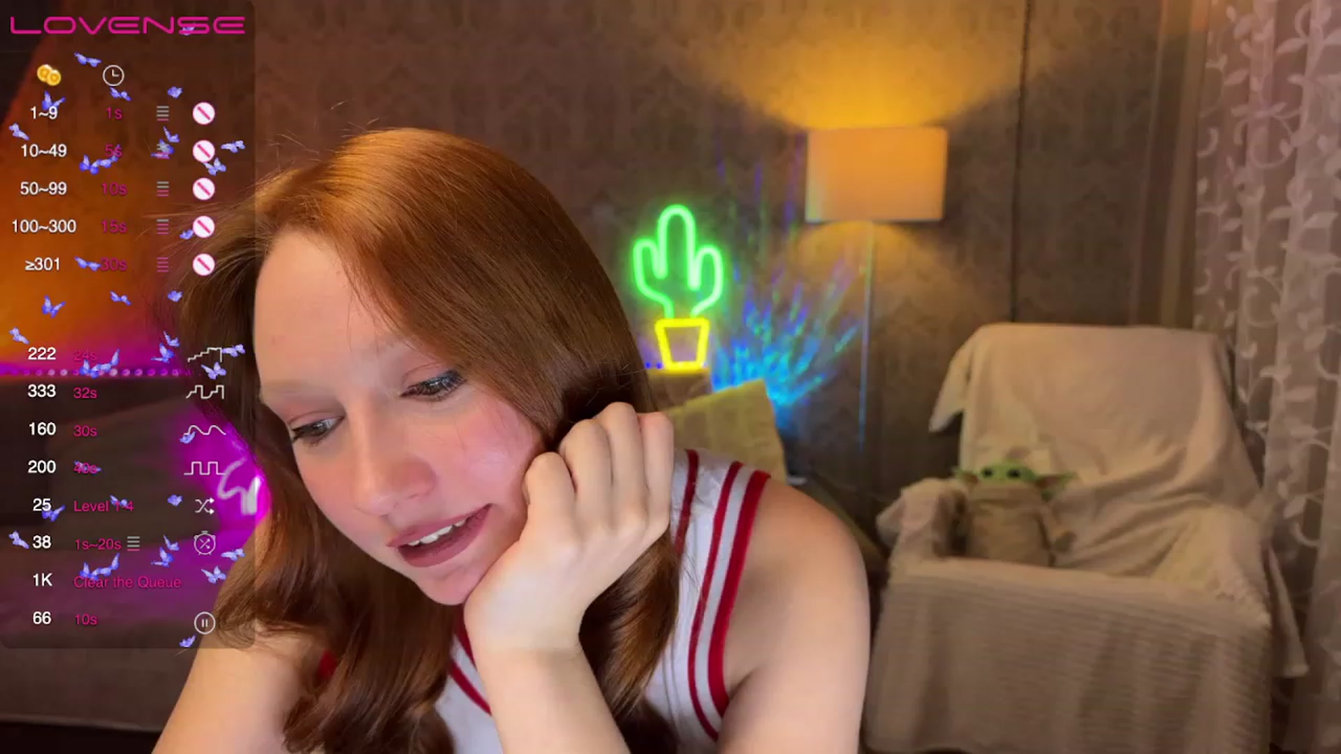 Gallery image thumbnail from EmmaRedFox's myfreecams stream on, 03/02/2023, 22:33 image 5 of 20