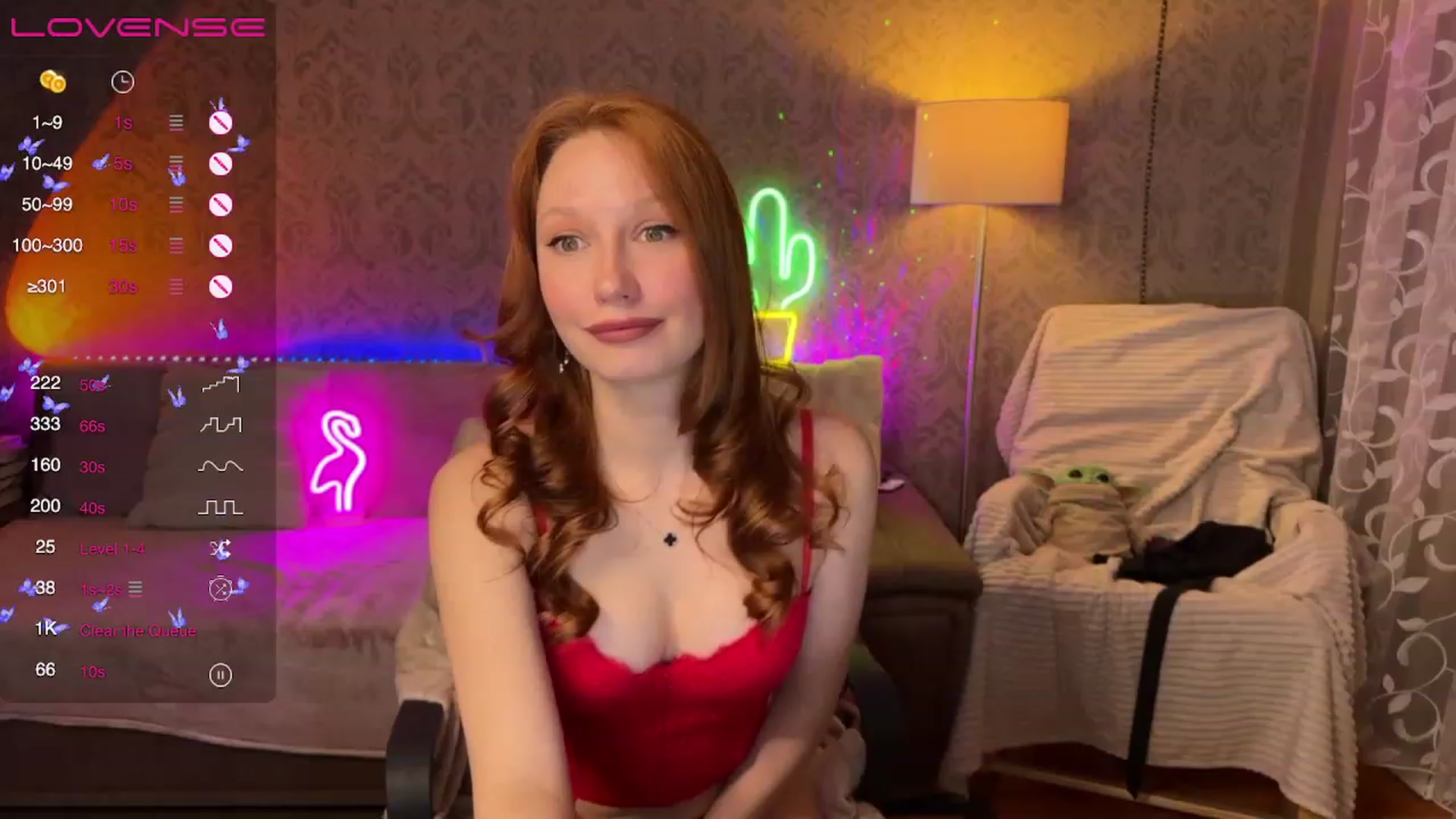 Gallery image thumbnail from EmmaRedFox's myfreecams stream on, 03/05/2023, 21:37 image 4 of 20