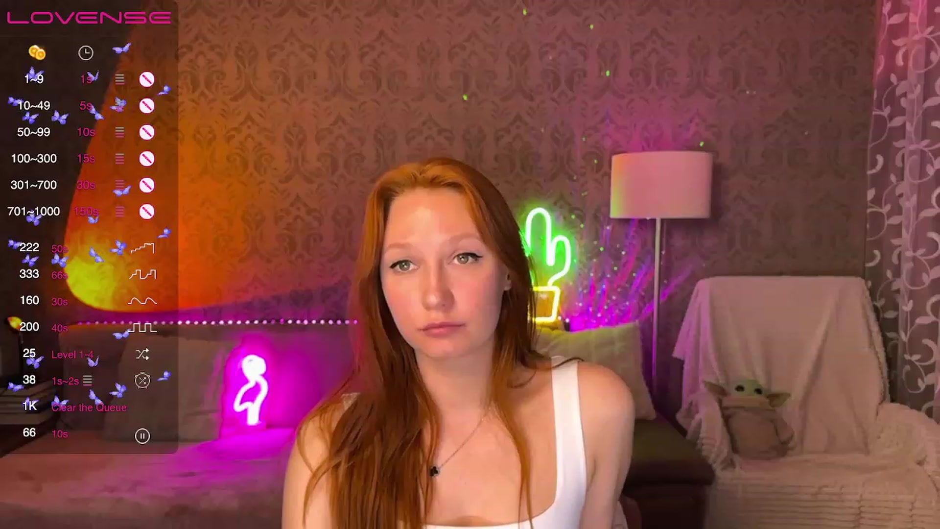 Gallery image thumbnail from EmmaRedFox's myfreecams stream on, 04/09/2023, 19:31 image 10 of 20