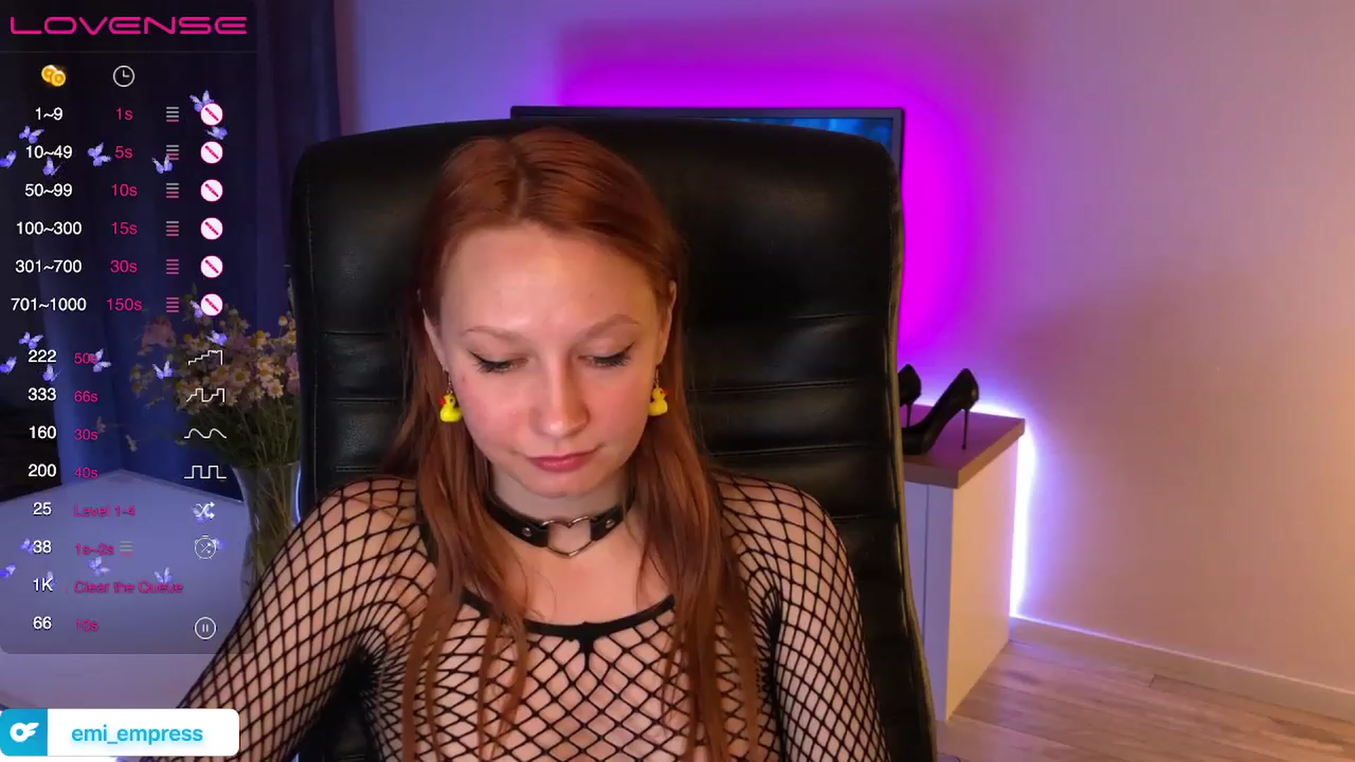 Gallery image thumbnail from EmmaRedFox's myfreecams stream on, 05/27/2023, 20:07 image 17 of 20